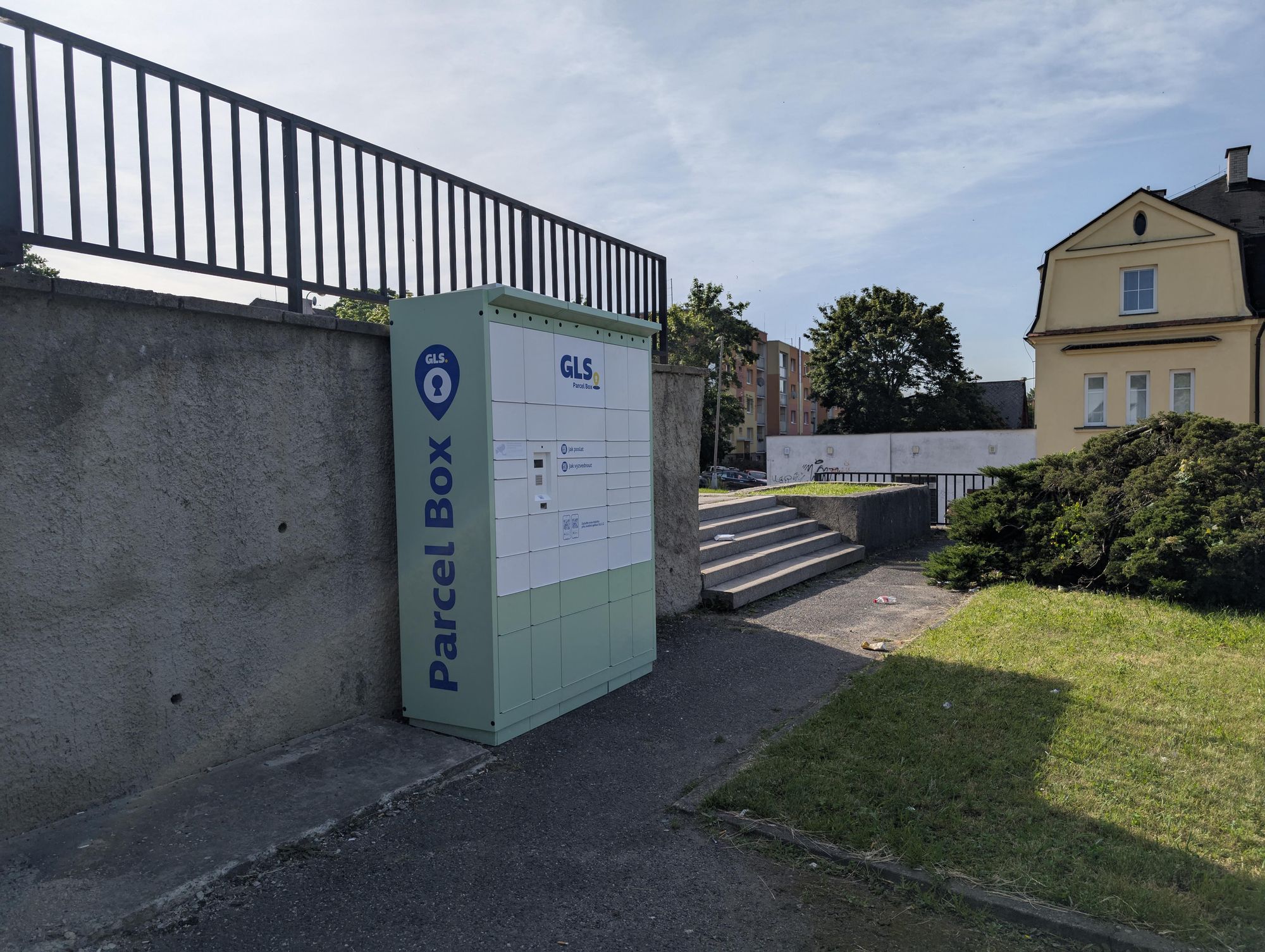 GLS Parcel Box foto 2
