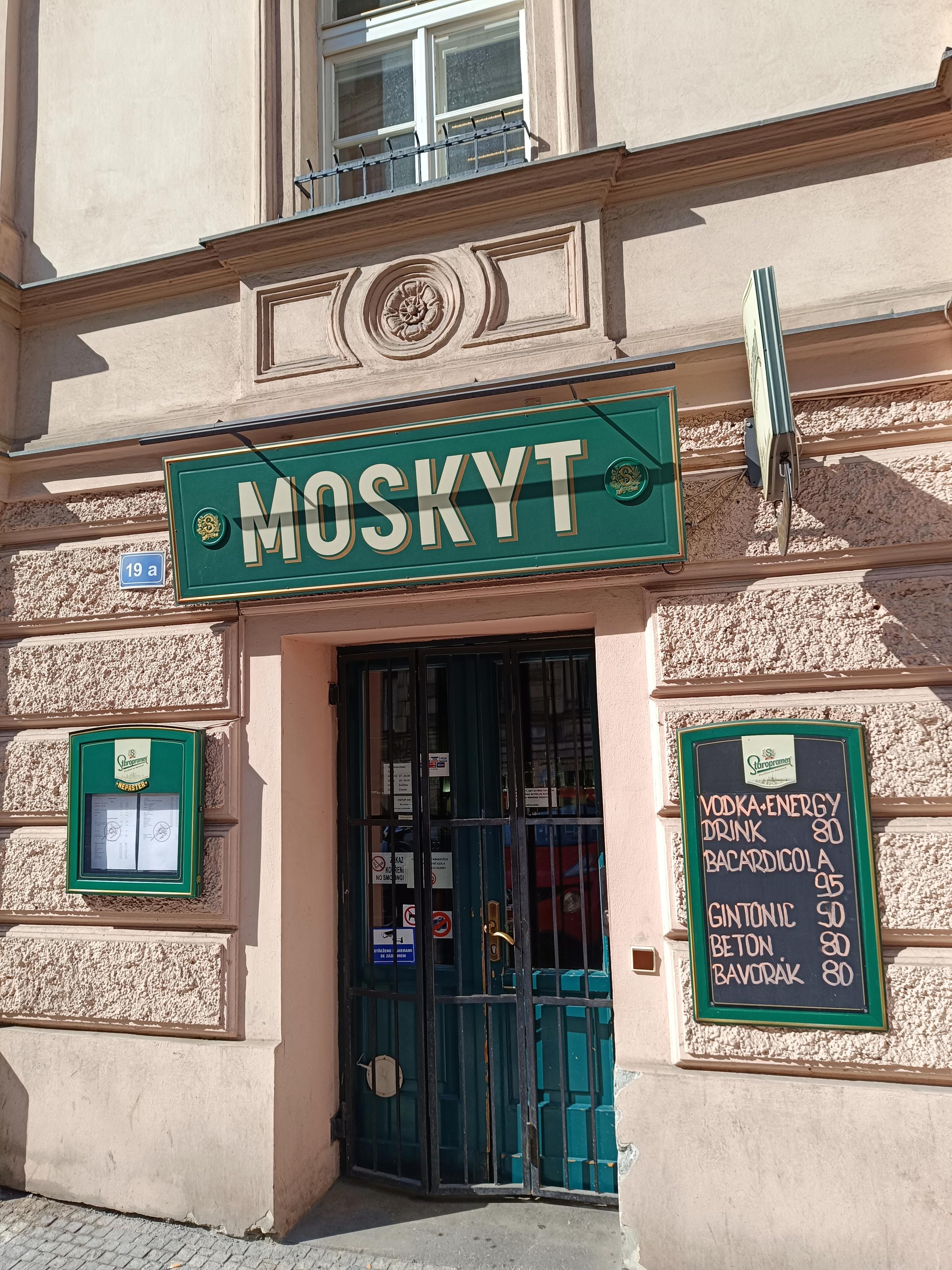 BAR MOSKYT foto 2