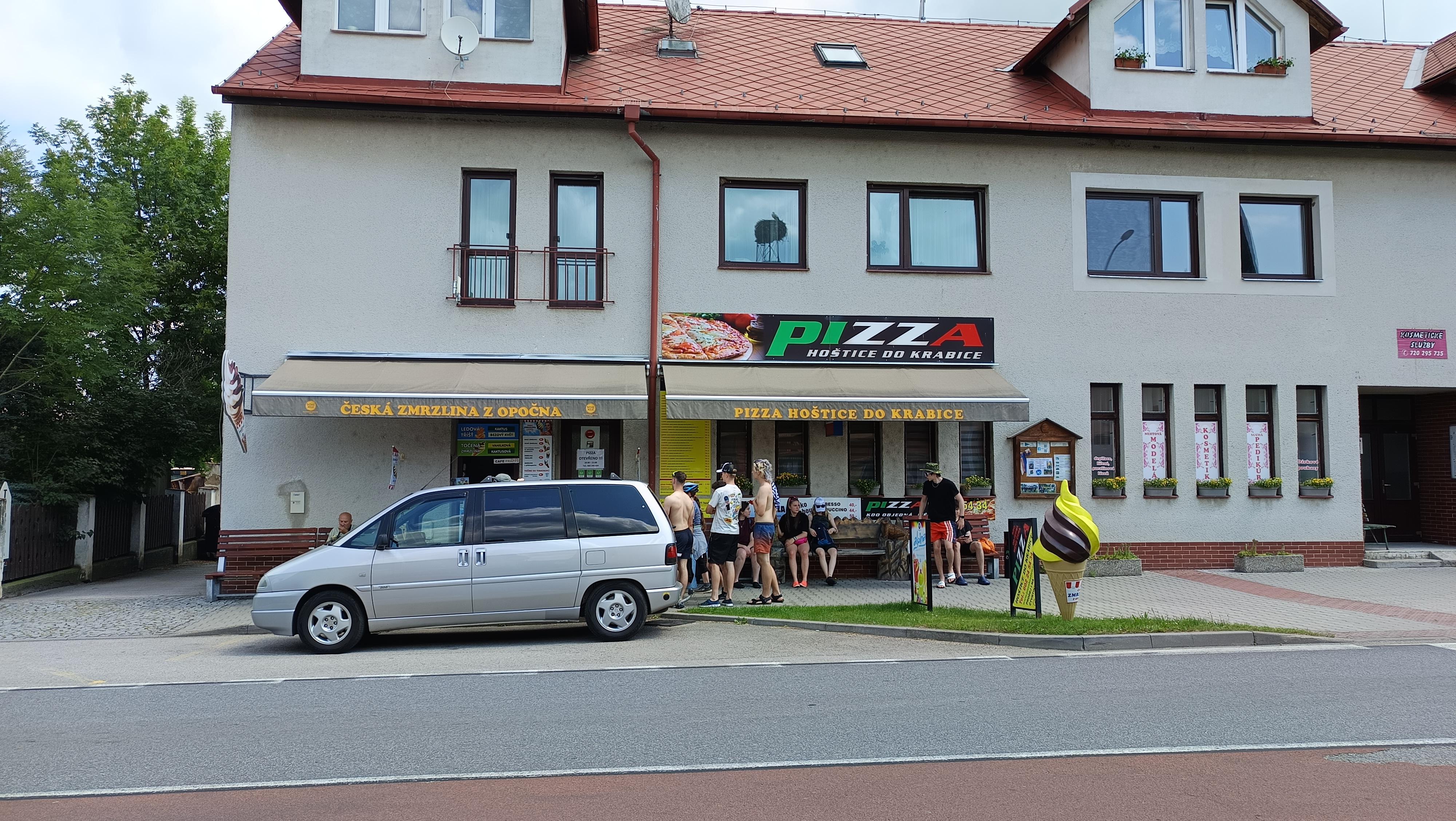 Pizza Hoštice do krabice