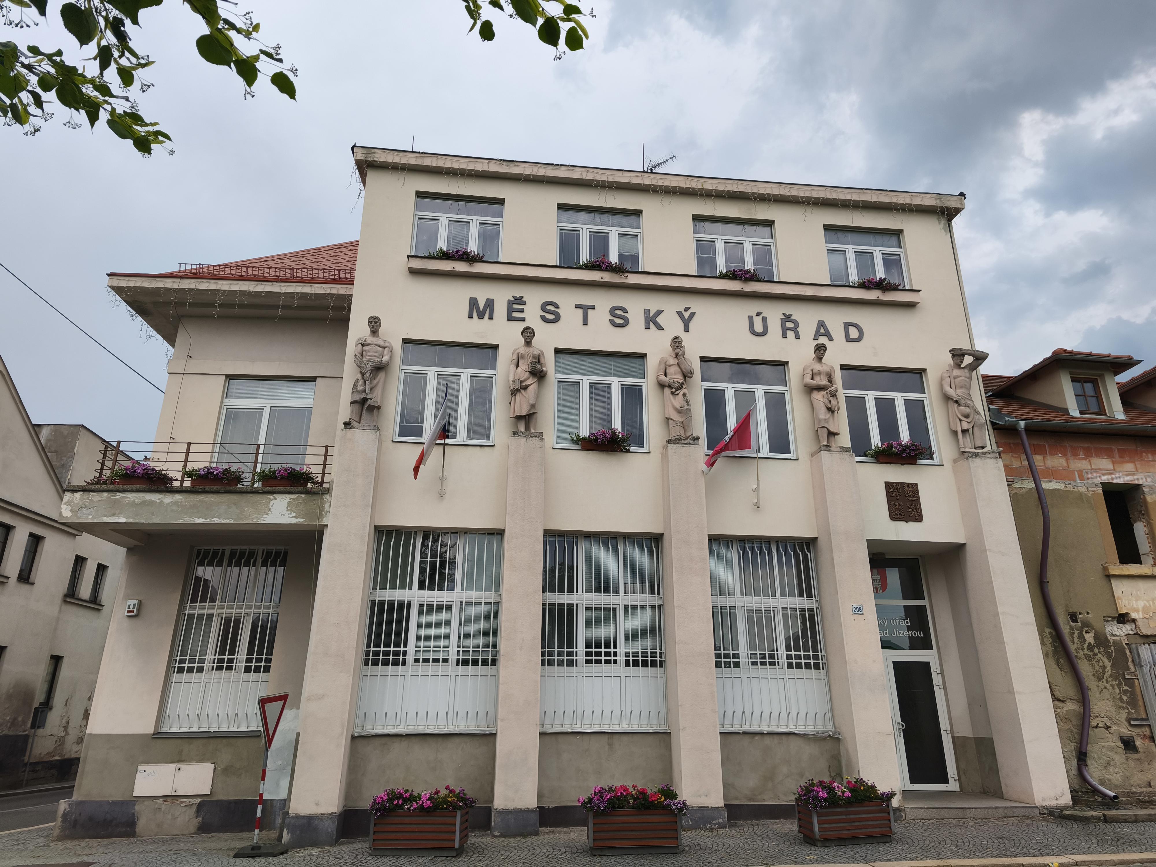 Bakov nad Jizerou - Městský úřad foto 6