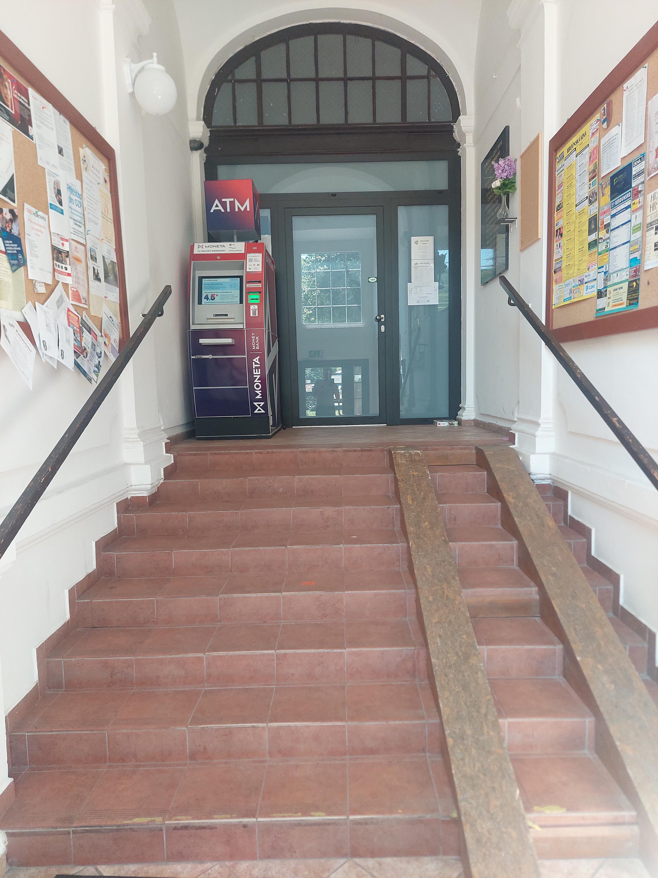 Bankomat MONETA Money Bank foto 1