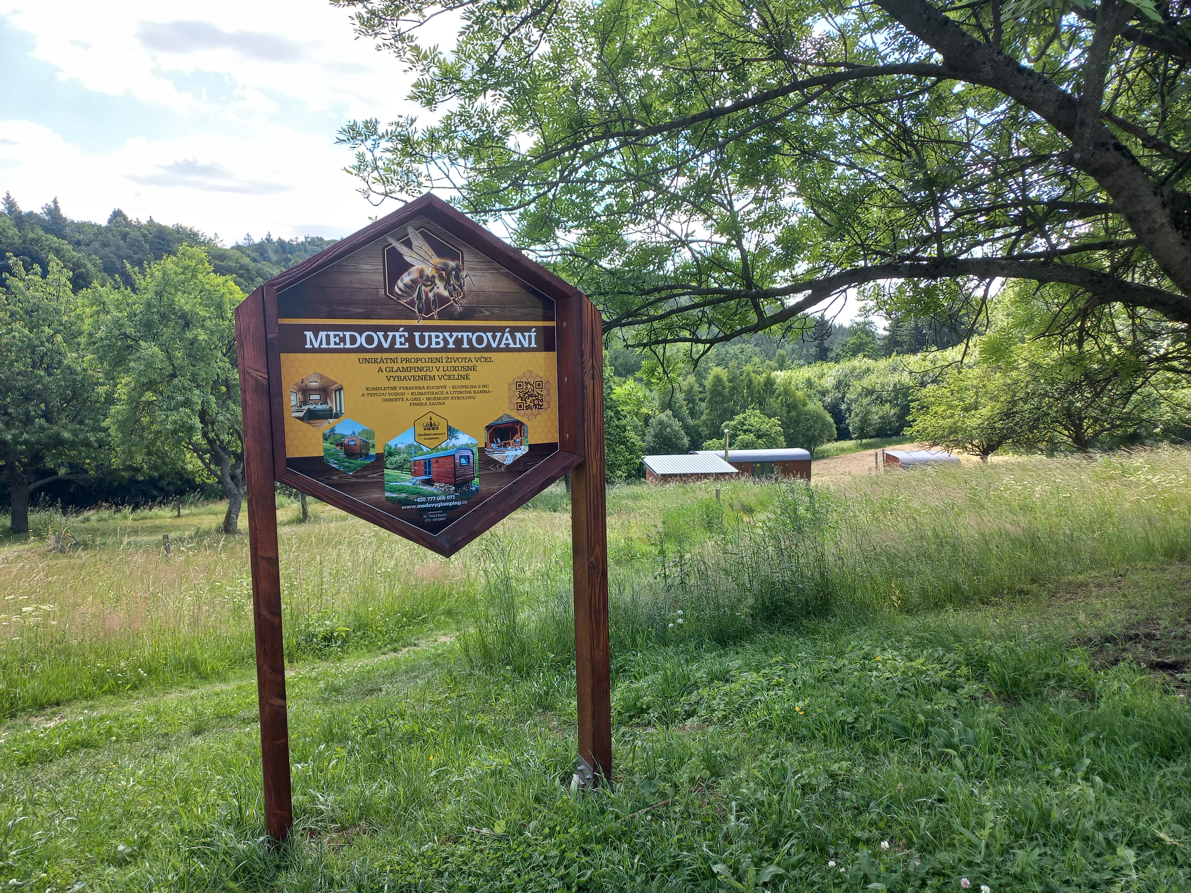 Císařský medový glamping foto 4