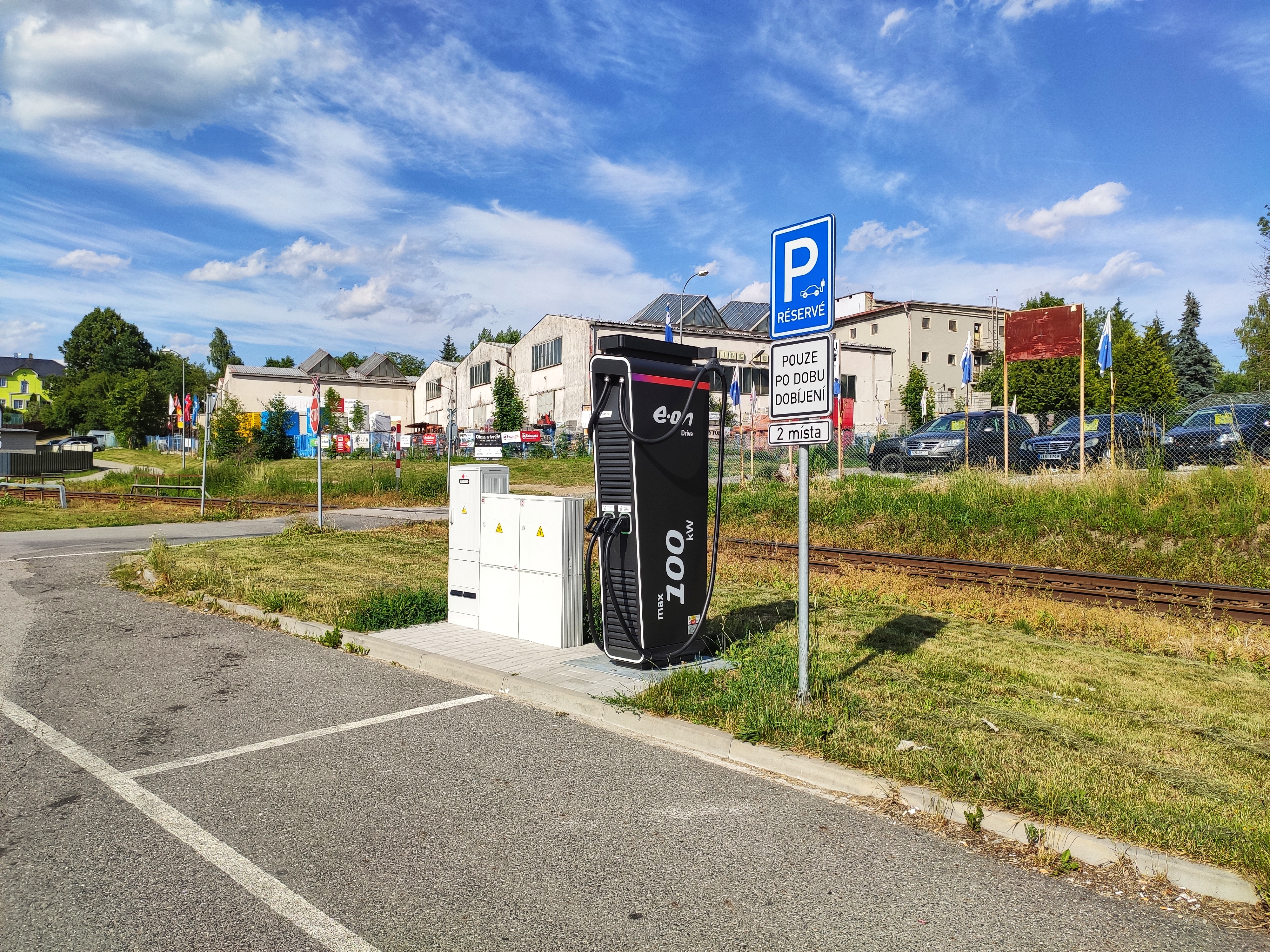 Dobíjecí stanice E.ON Drive