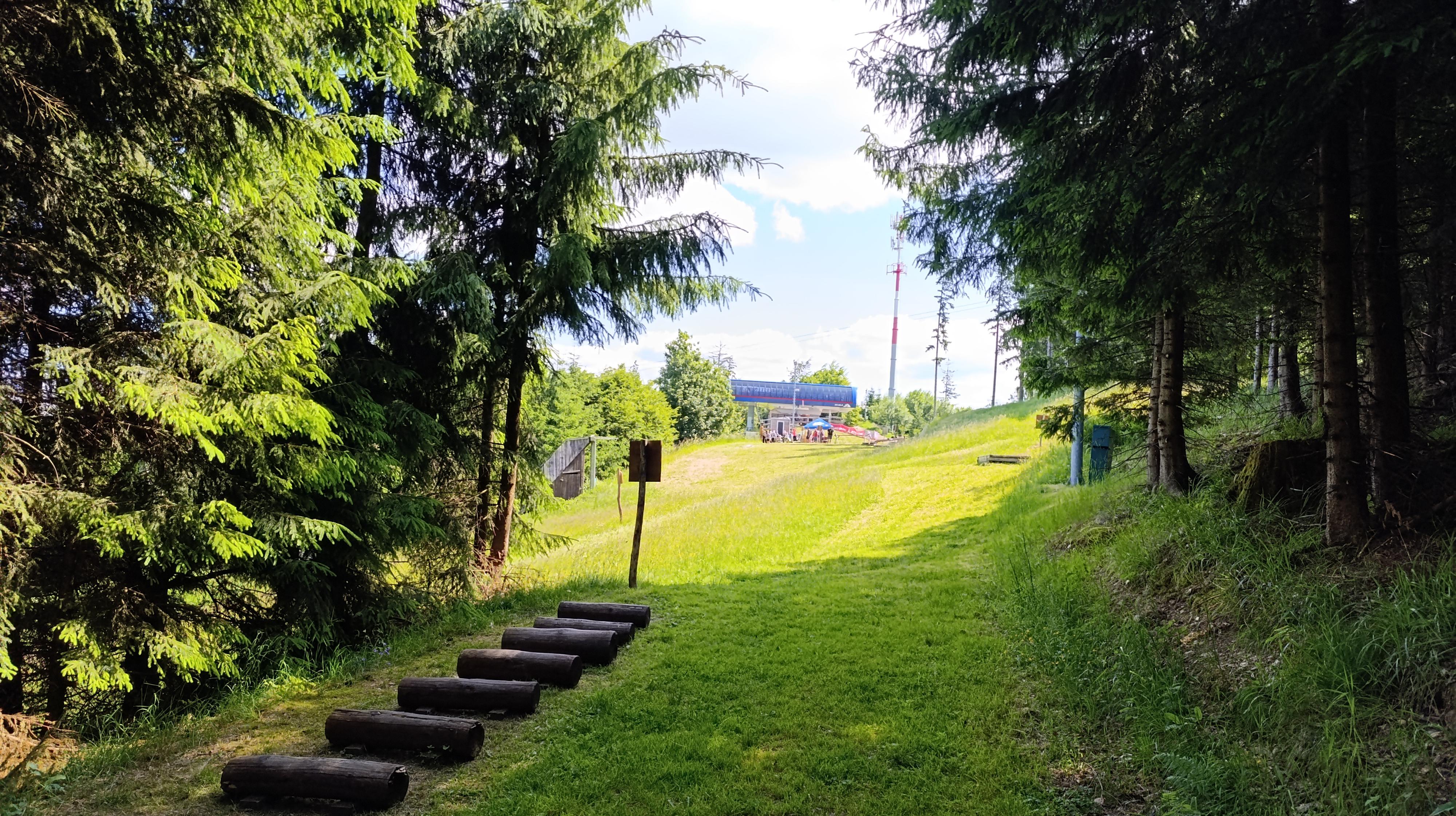 Kiosek u lanové dráhy foto 3