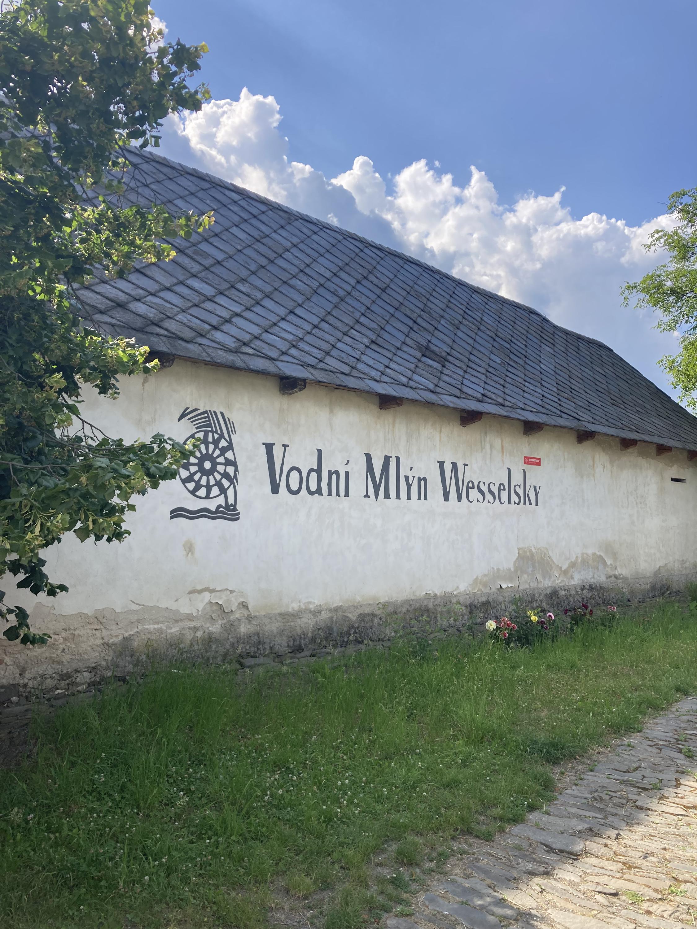 Nabíjecí stanice Vodní mlýn Wesselsky foto 6