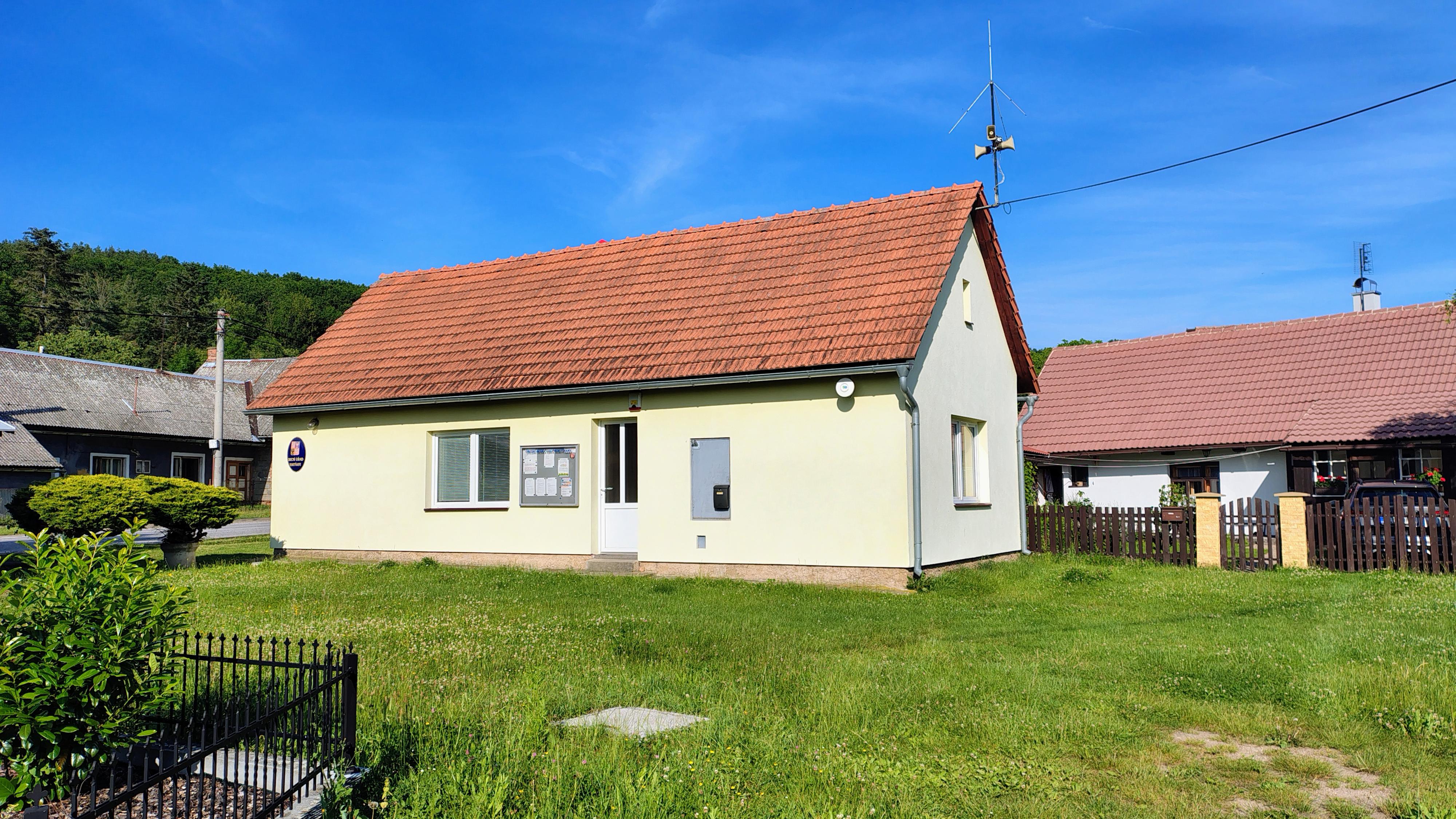 Rokytňany - obecní úřad foto 2