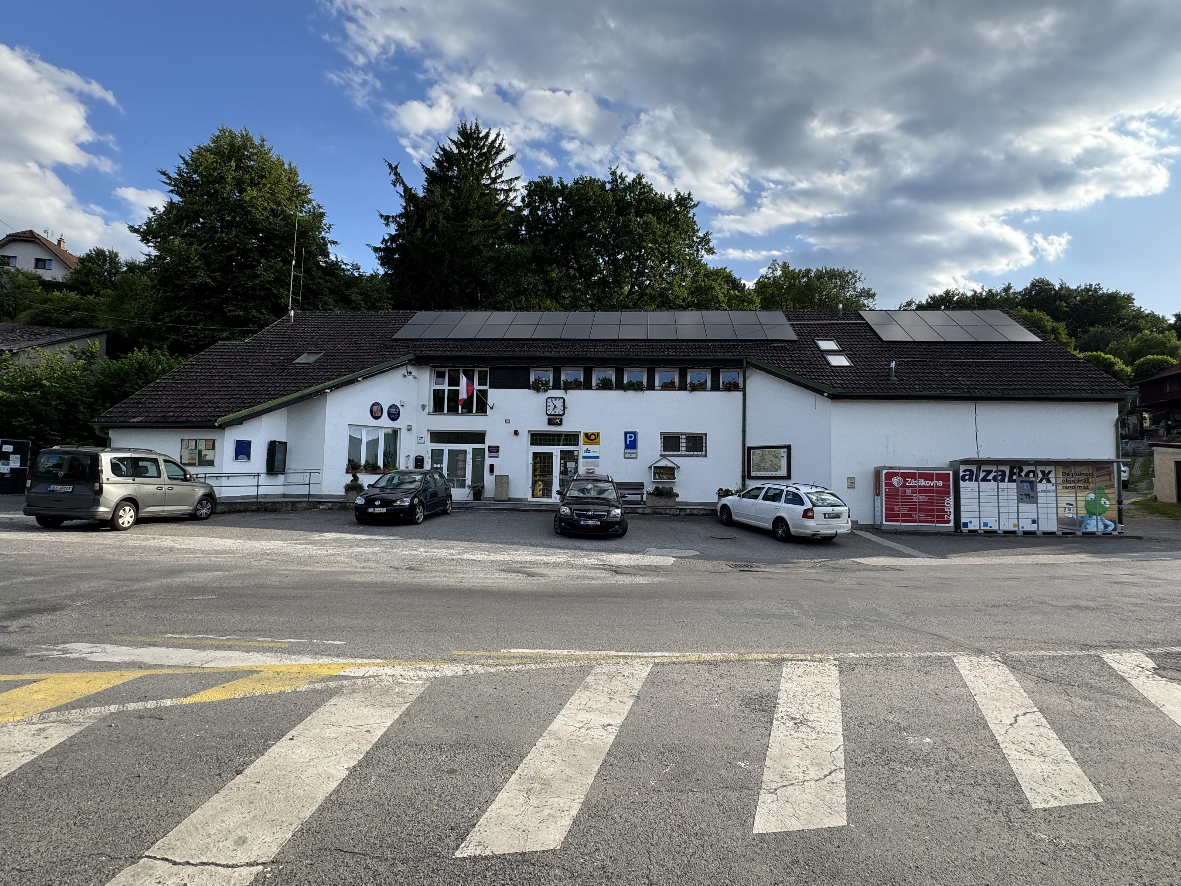 Kamenný Přívoz - obecní úřad foto 3