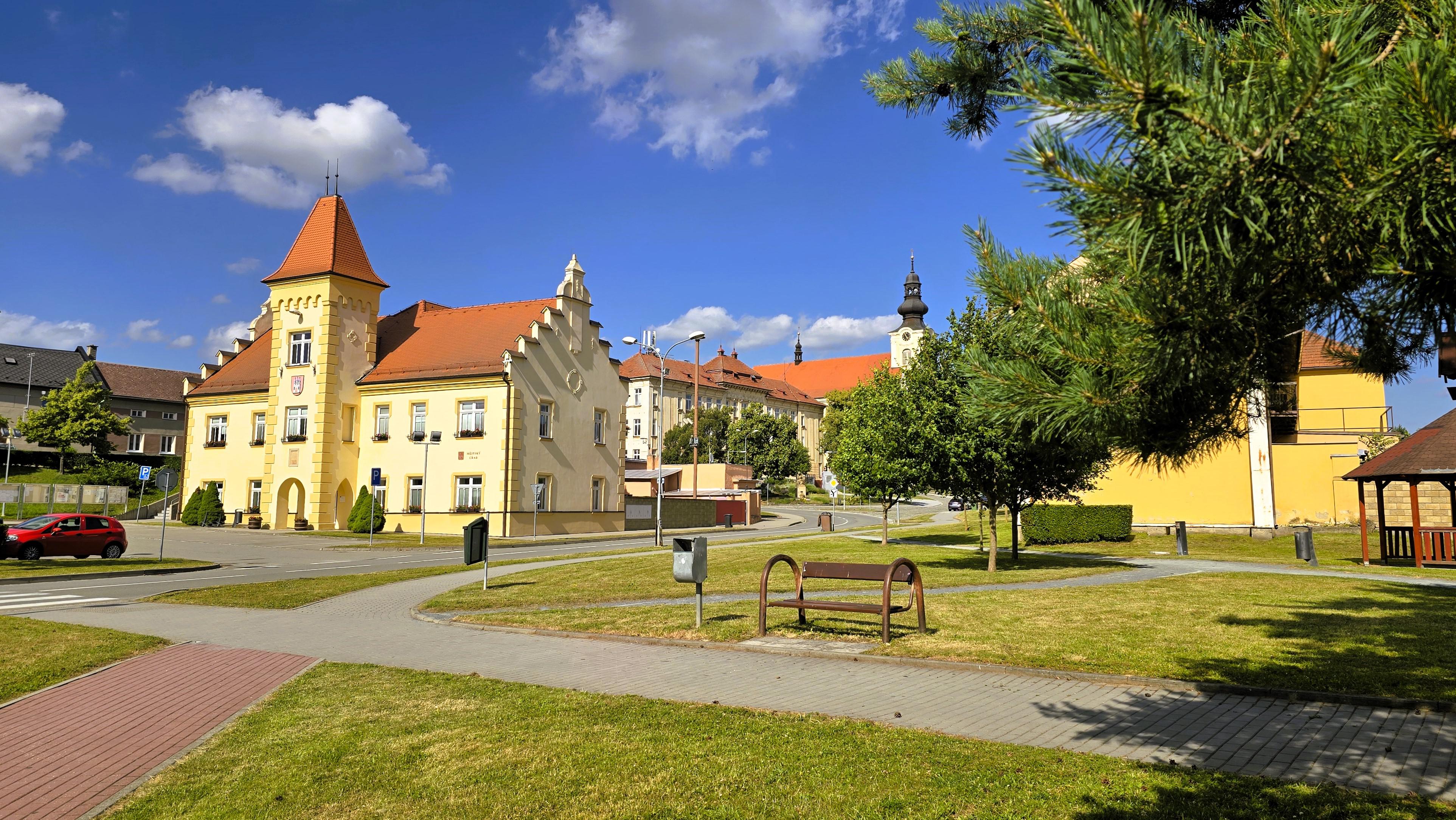 Kostelec na Hané - městský úřad foto 4
