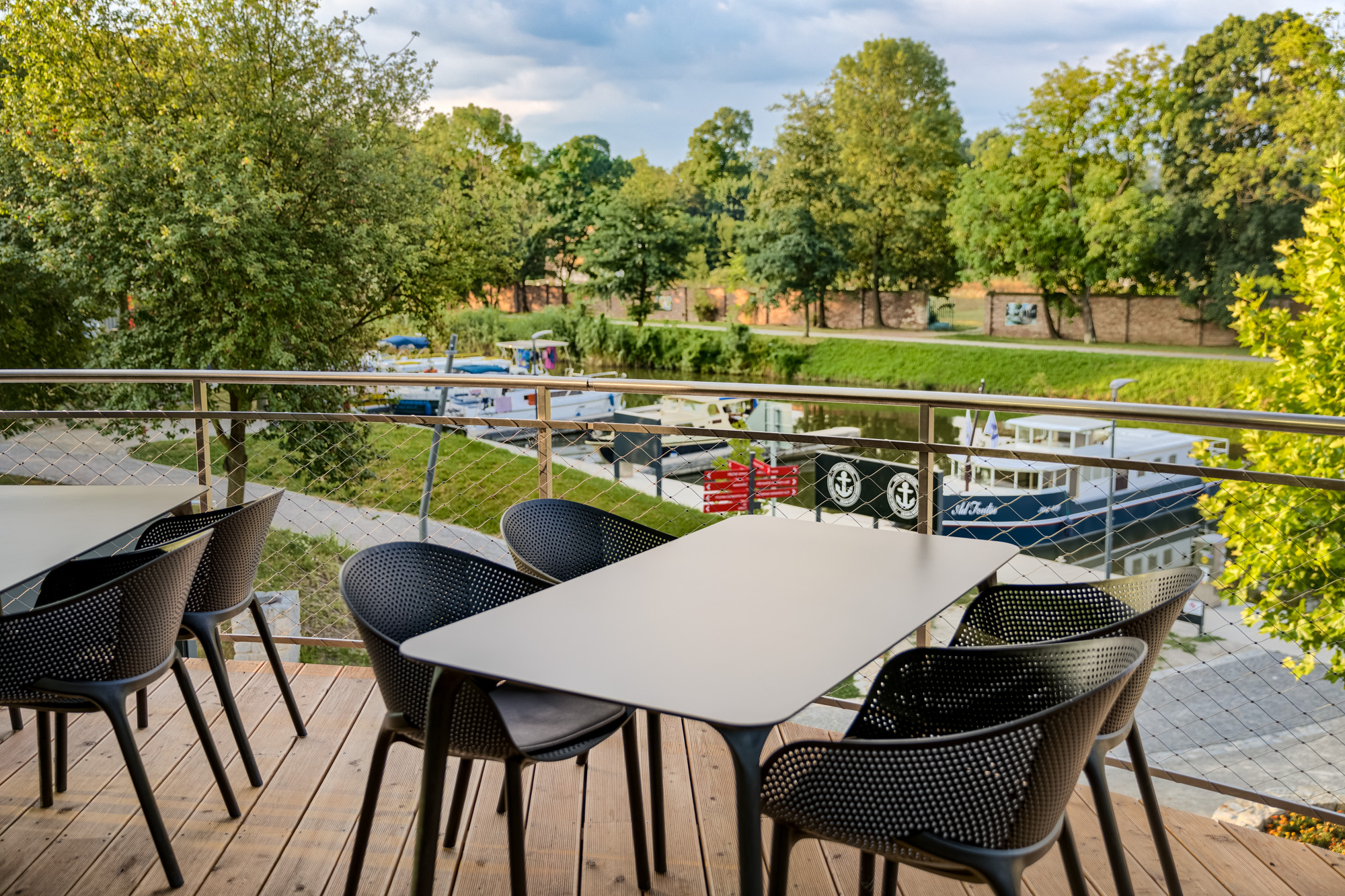 Bistro Dog in Dock foto 2