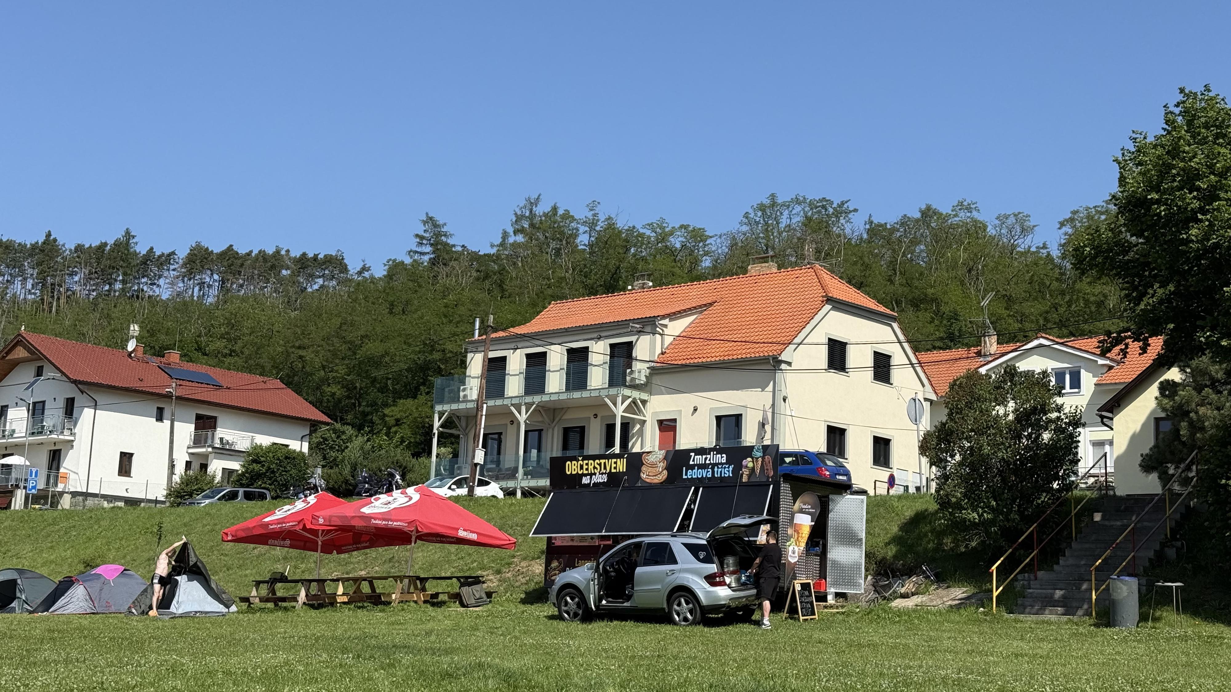 Občerstvení na pláži Županovice