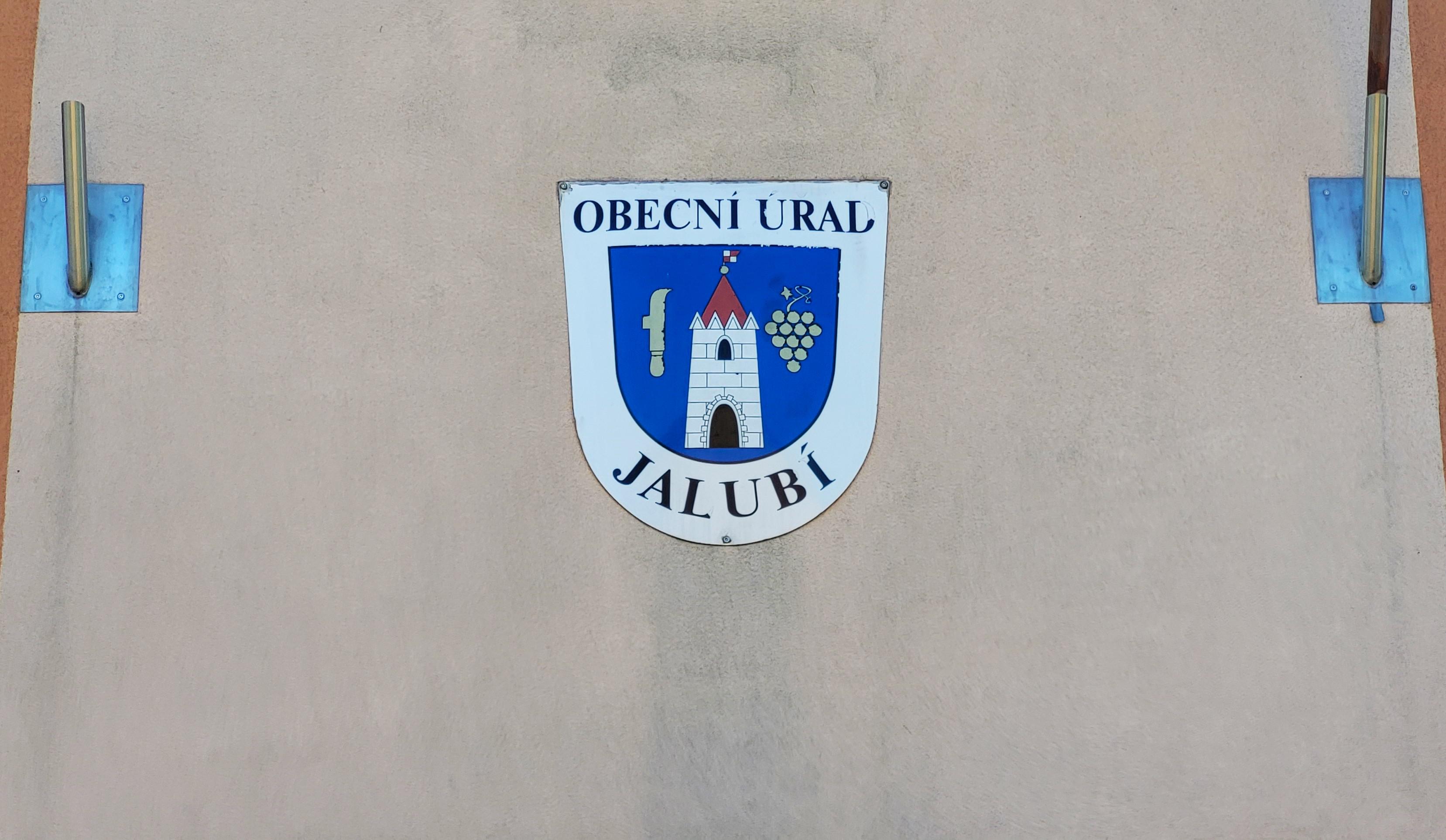 Jalubí - obecní úřad foto 5