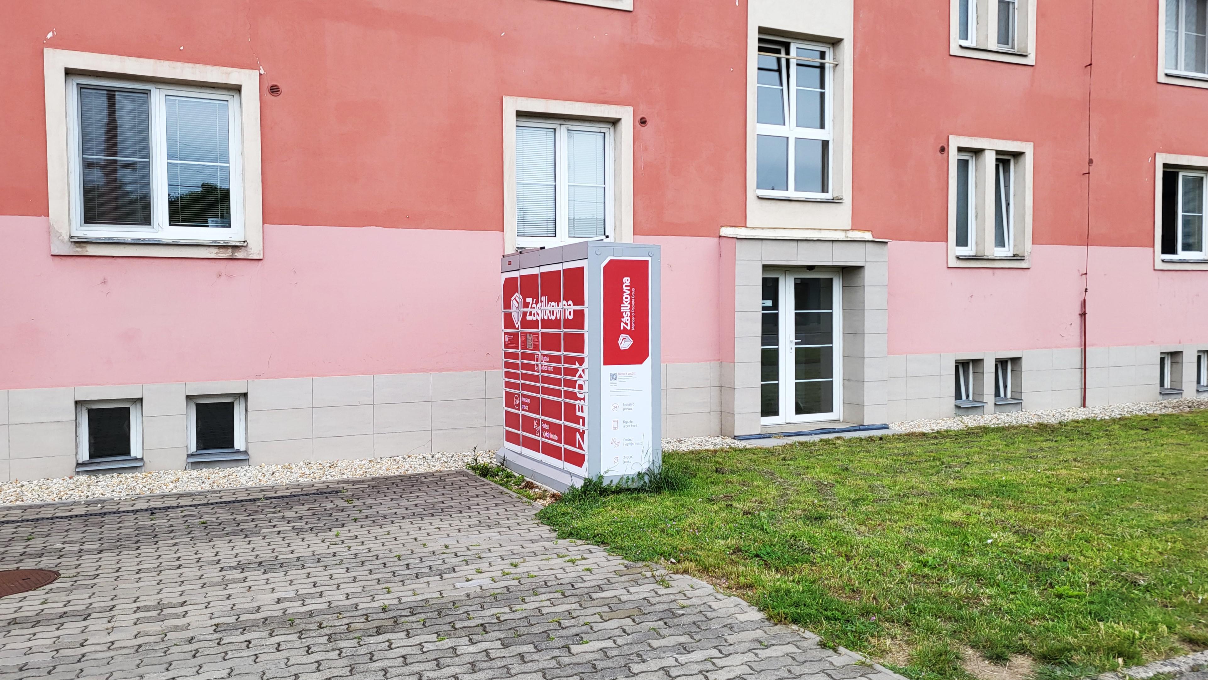 Z-BOX