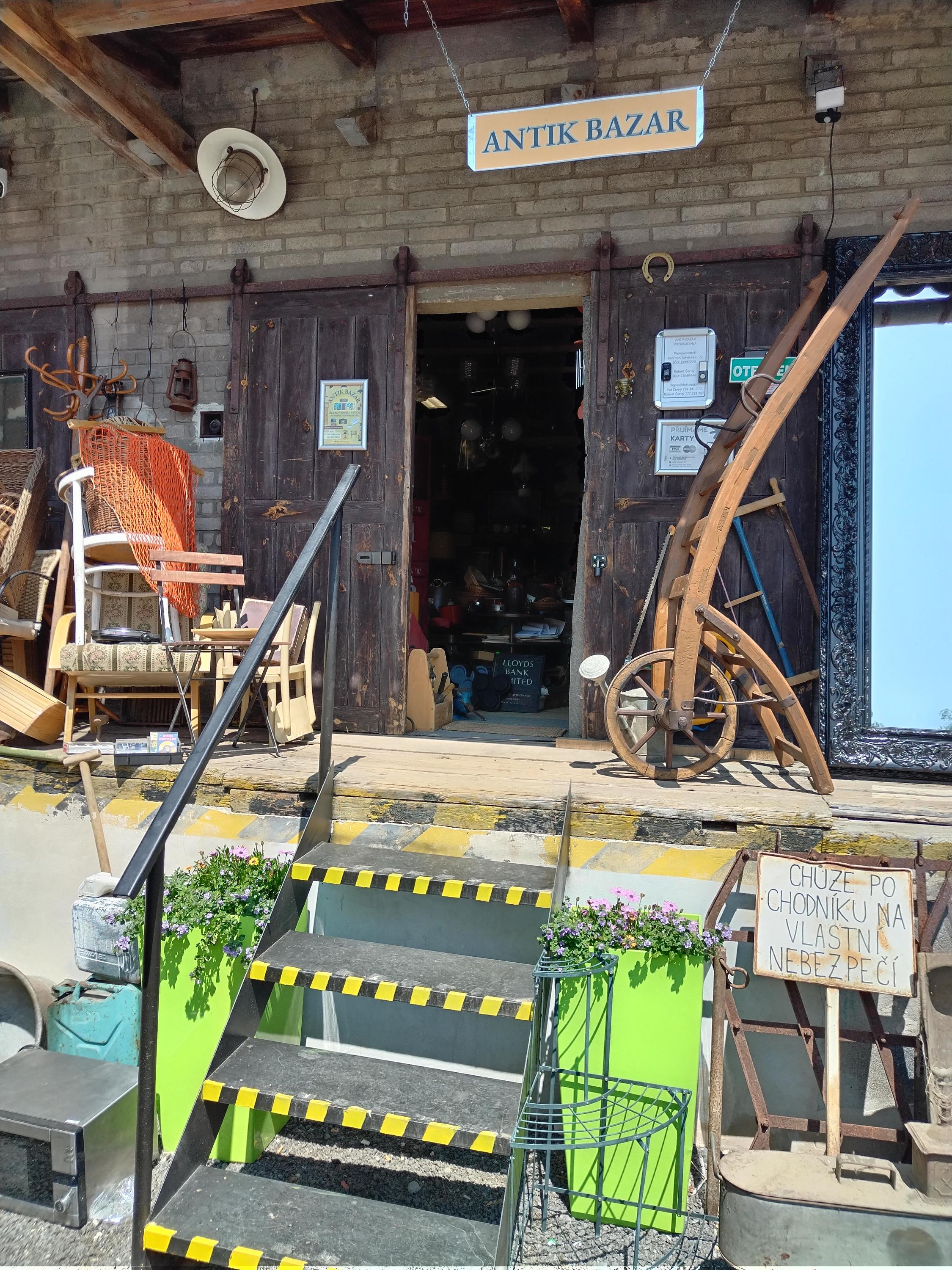 Antik Bazar - nádraží Mirovice foto 5