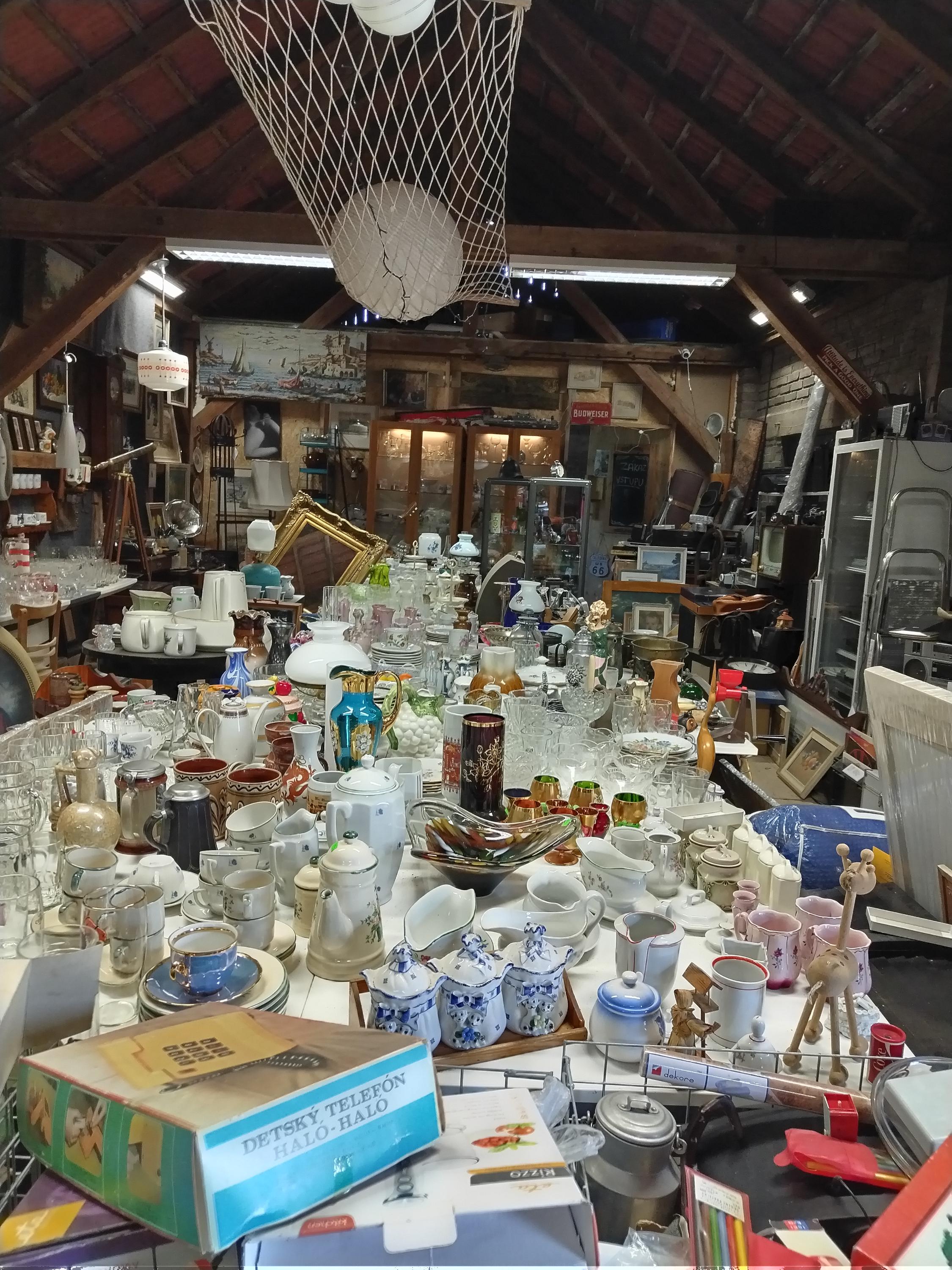 Antik Bazar - nádraží Mirovice foto 4