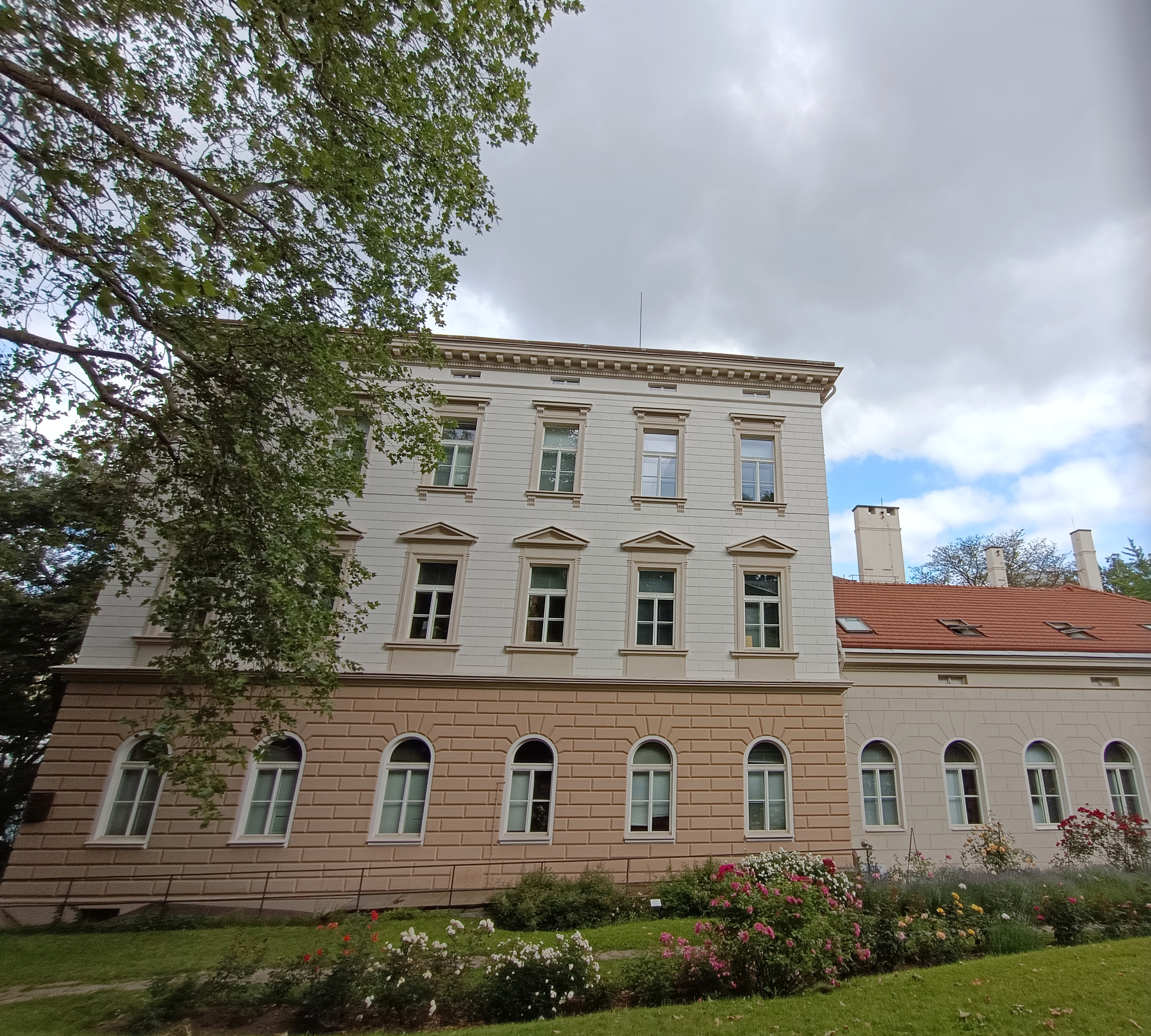 Knihovna České botanické společnosti foto 3