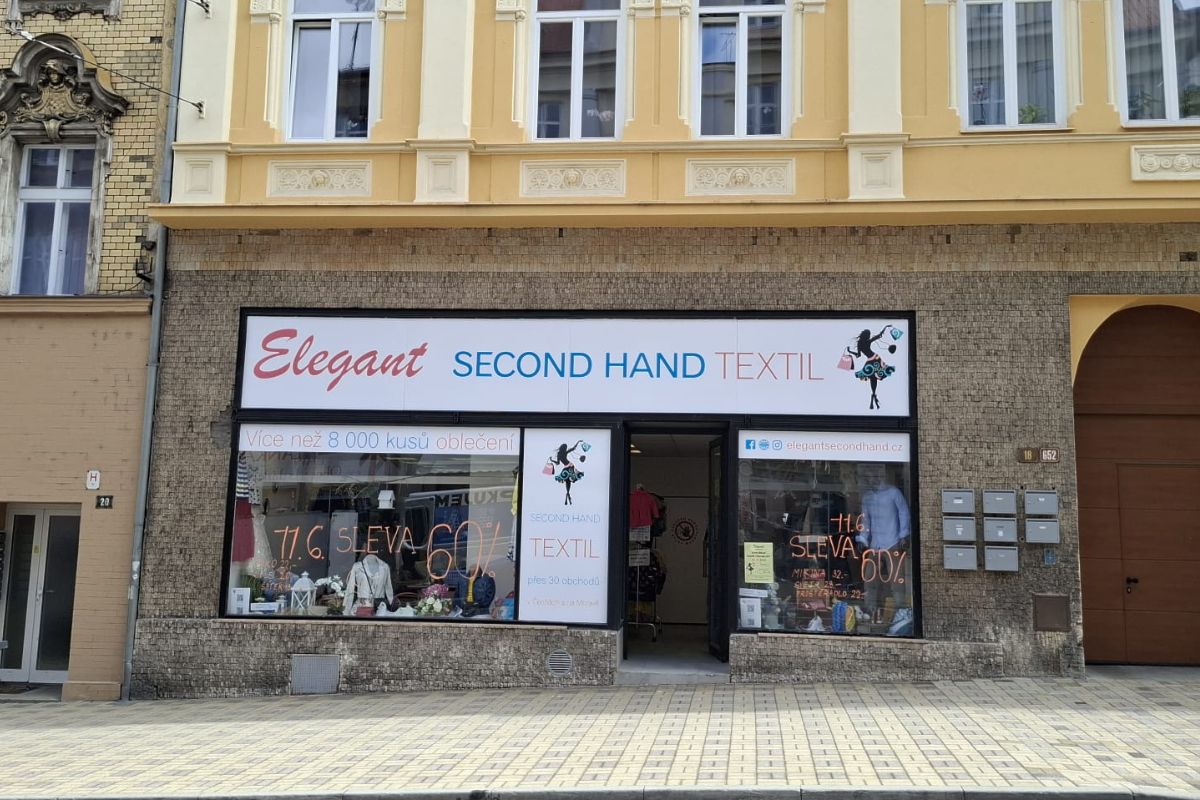 Second hand Elegant