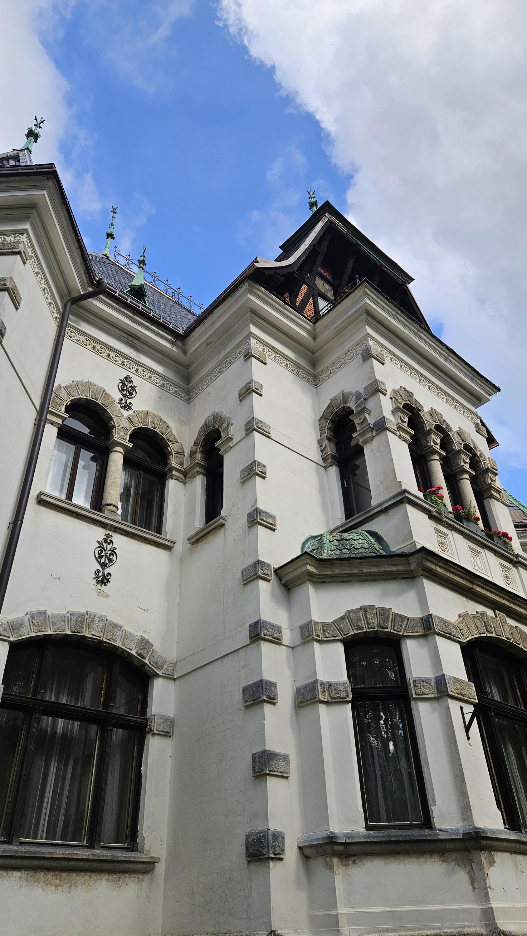 Kulturní a informační středisko Riedelova vila Desná foto 4