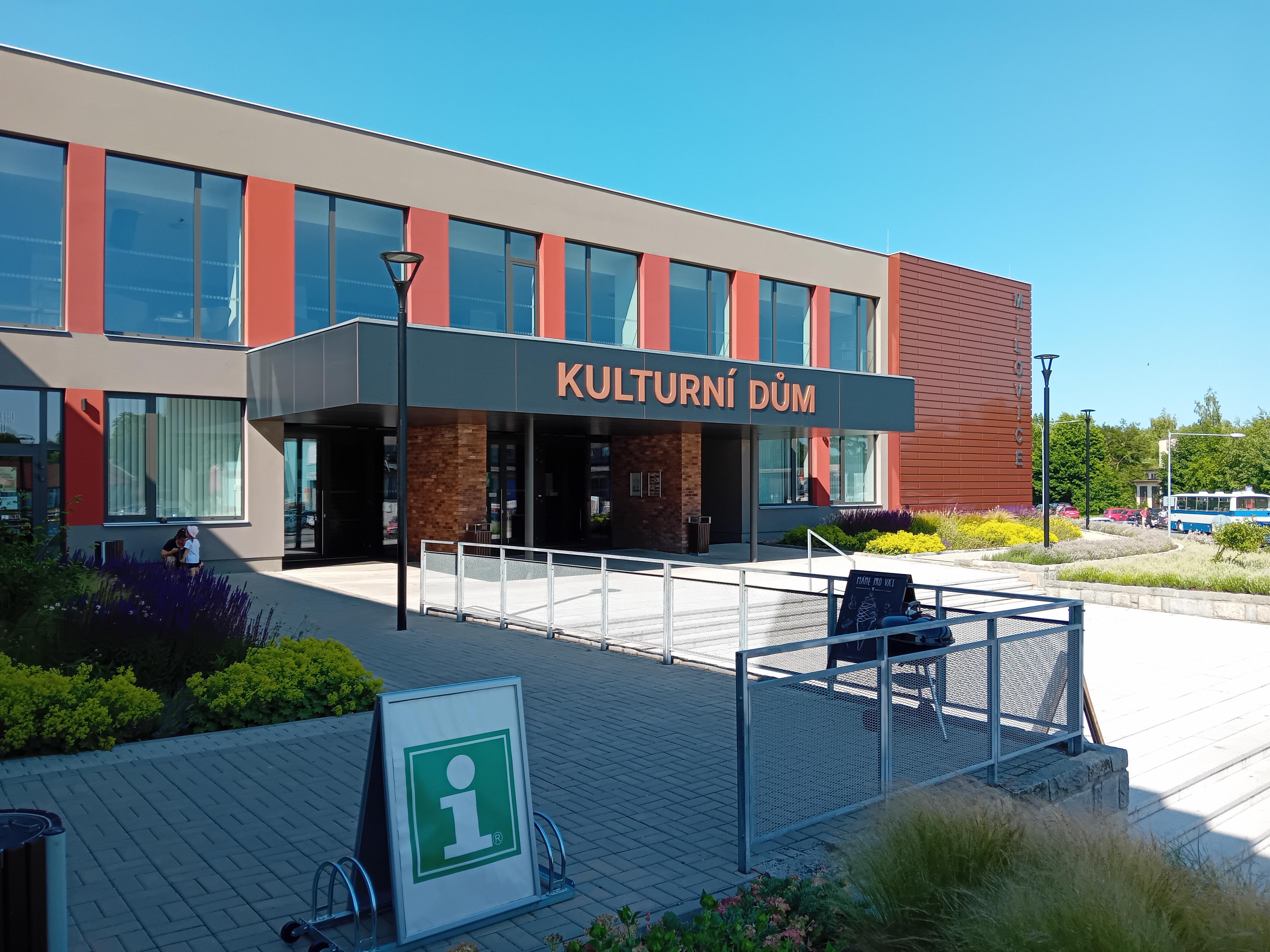 Kulturní dům Milovice