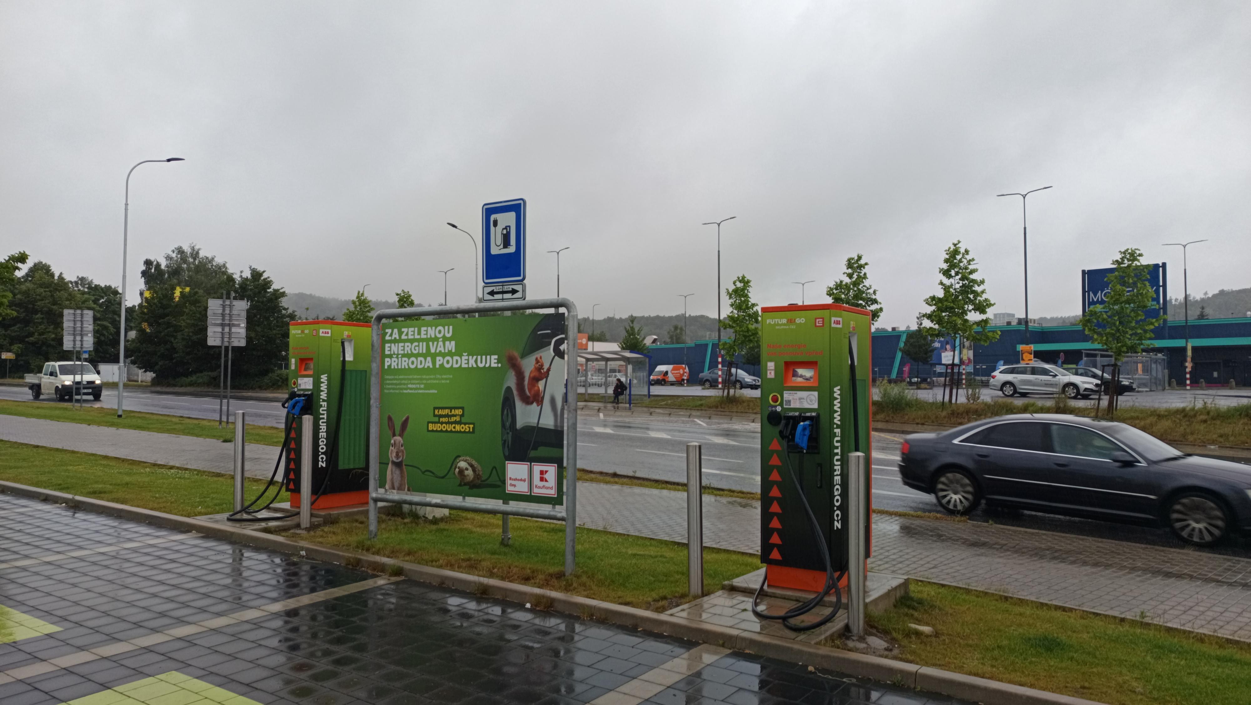 Nabíjecí stanice ČEZ
