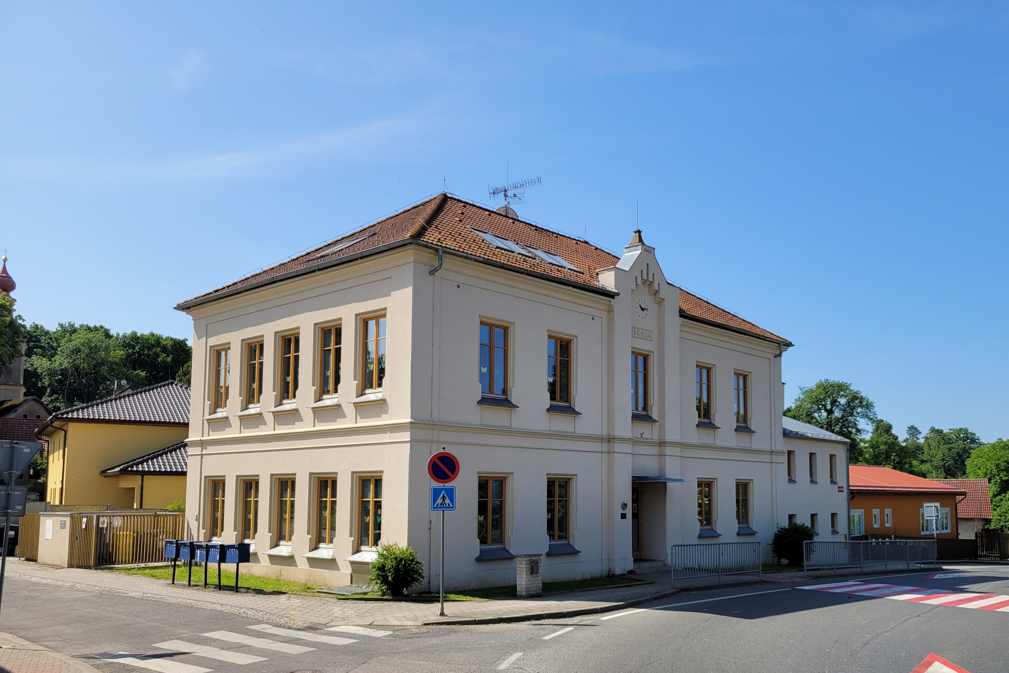 Základní škola Tehov