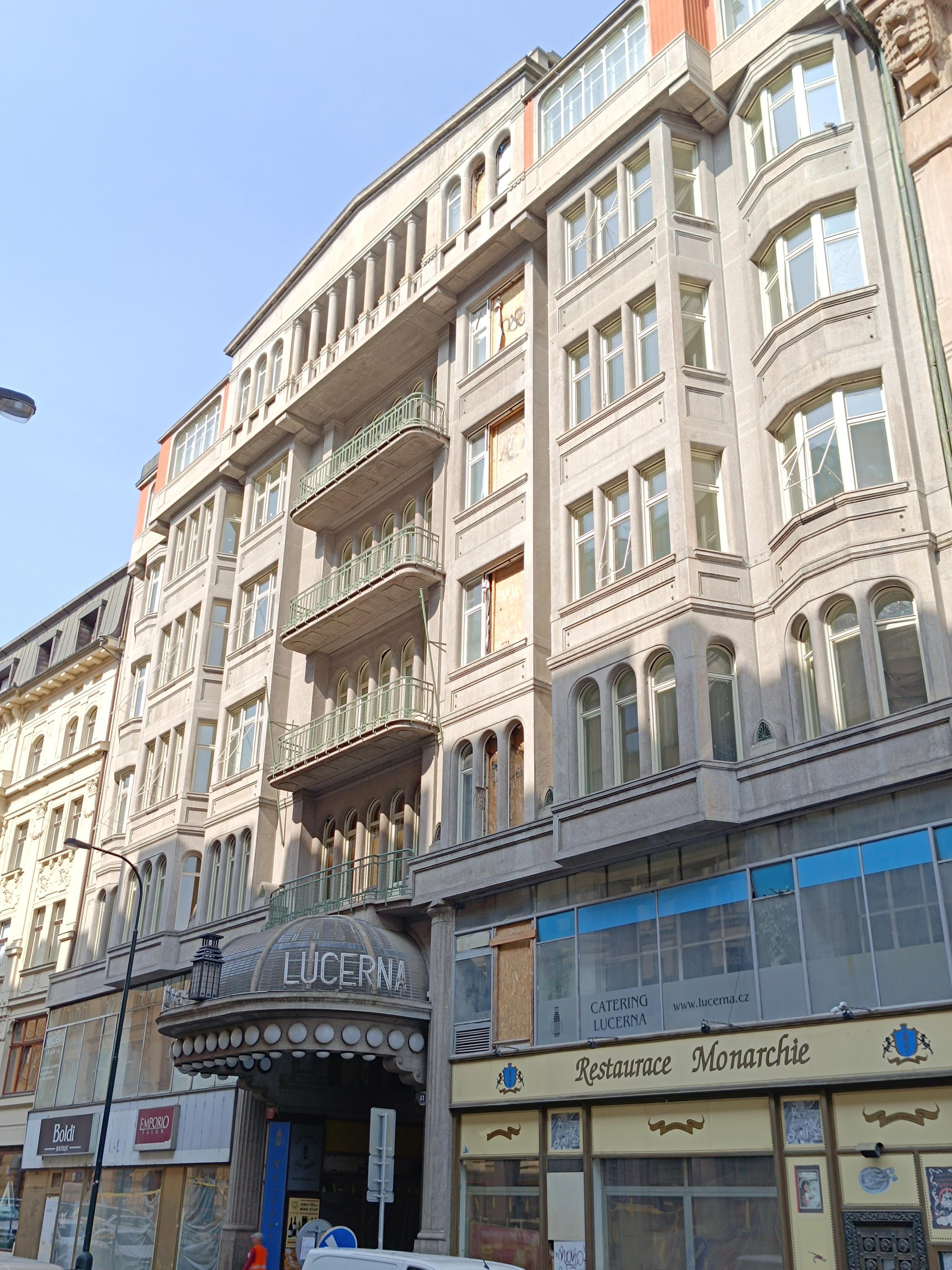 Restaurace Monarchie foto 3