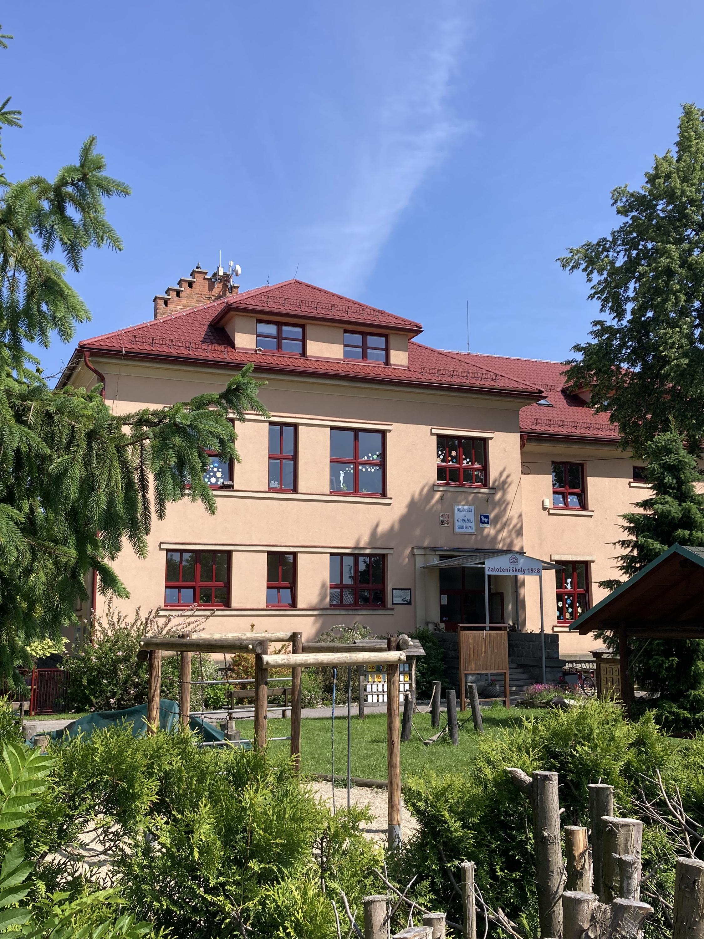ZŠ a MŠ Střítež foto 2