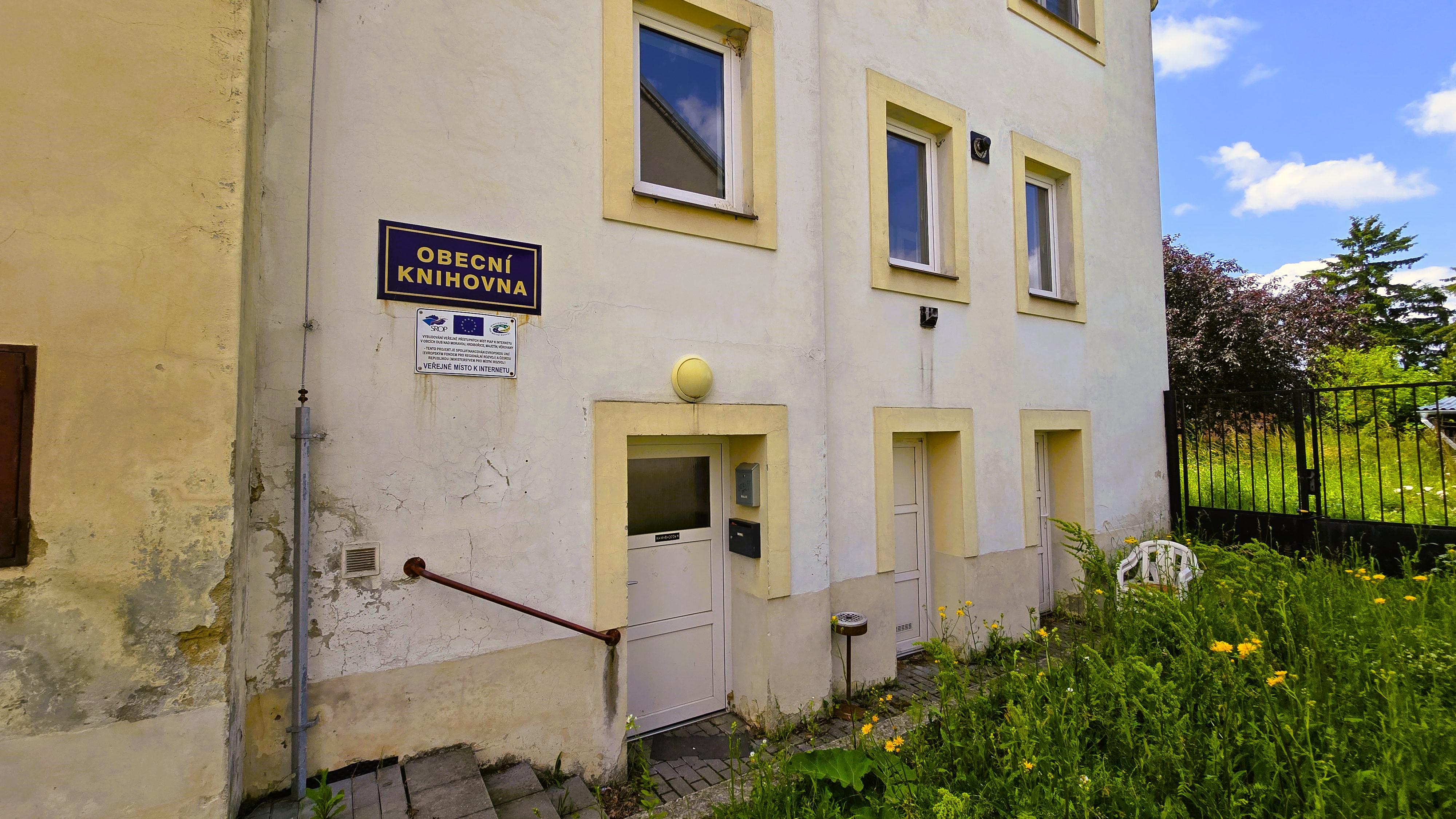 Obecní knihovna Hrdibořice foto 2