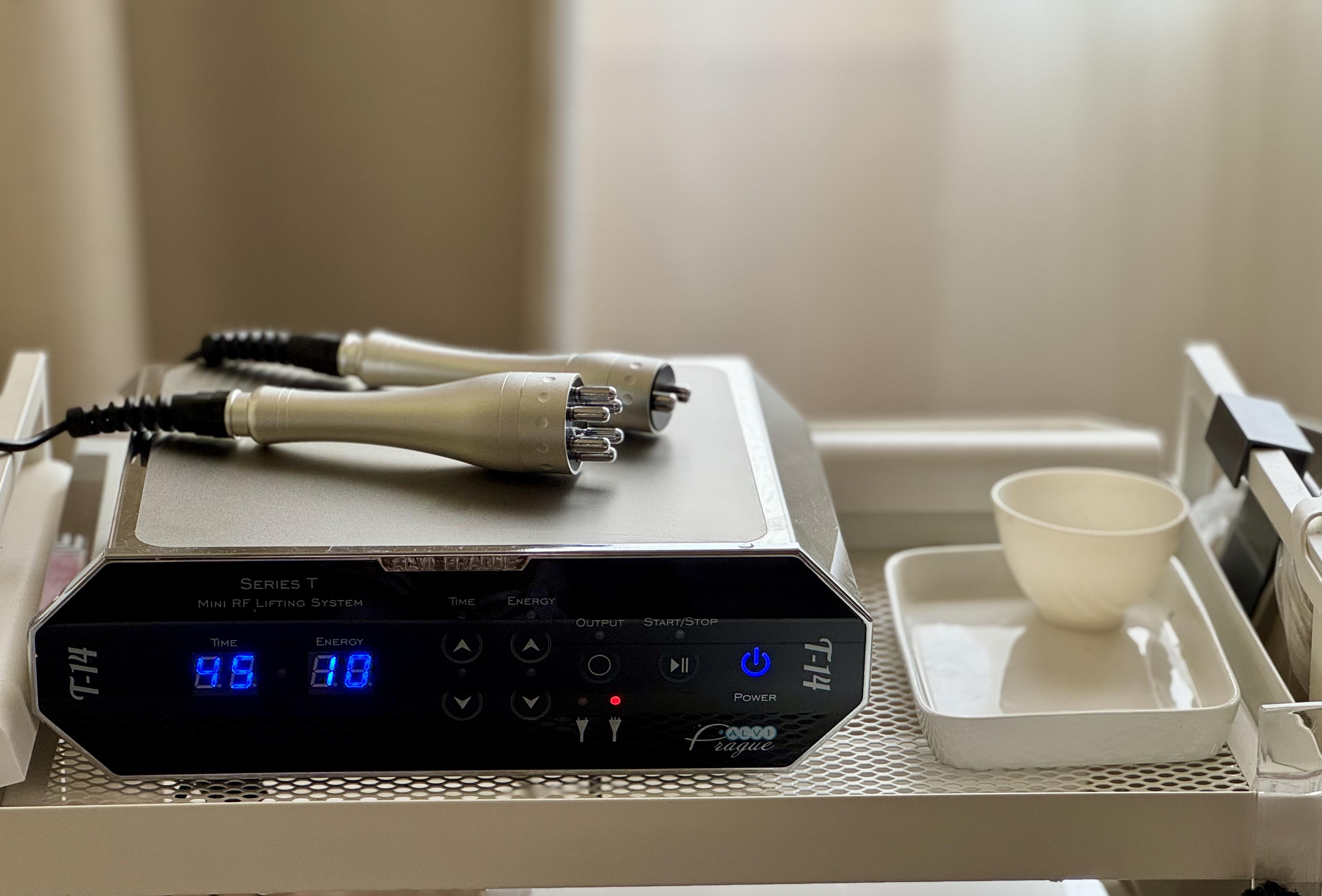 Radiofrekvence - přístrojové ošetření pleti