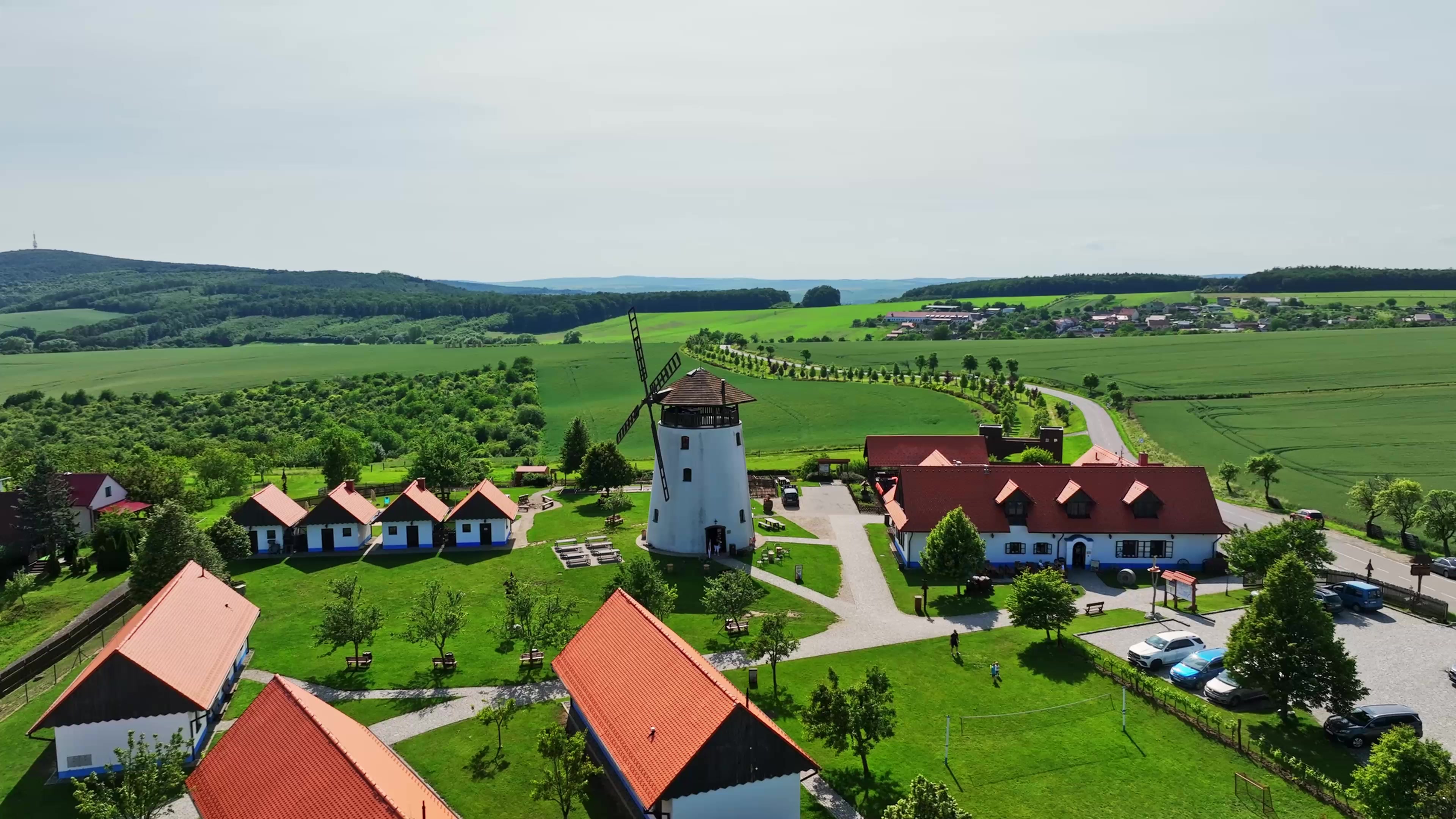 Hotel Bukovanský mlýn foto 2 (náhled videa)
