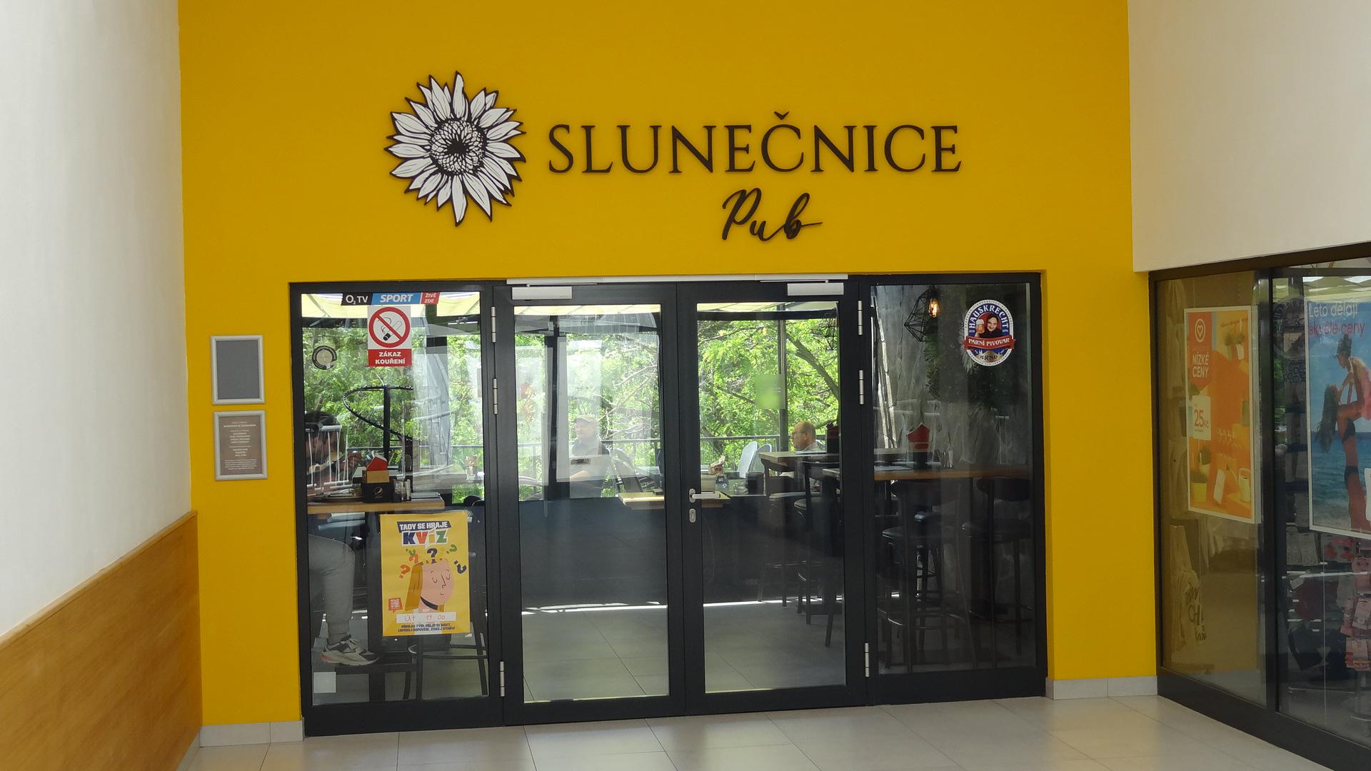 SLUNEČNICE pub