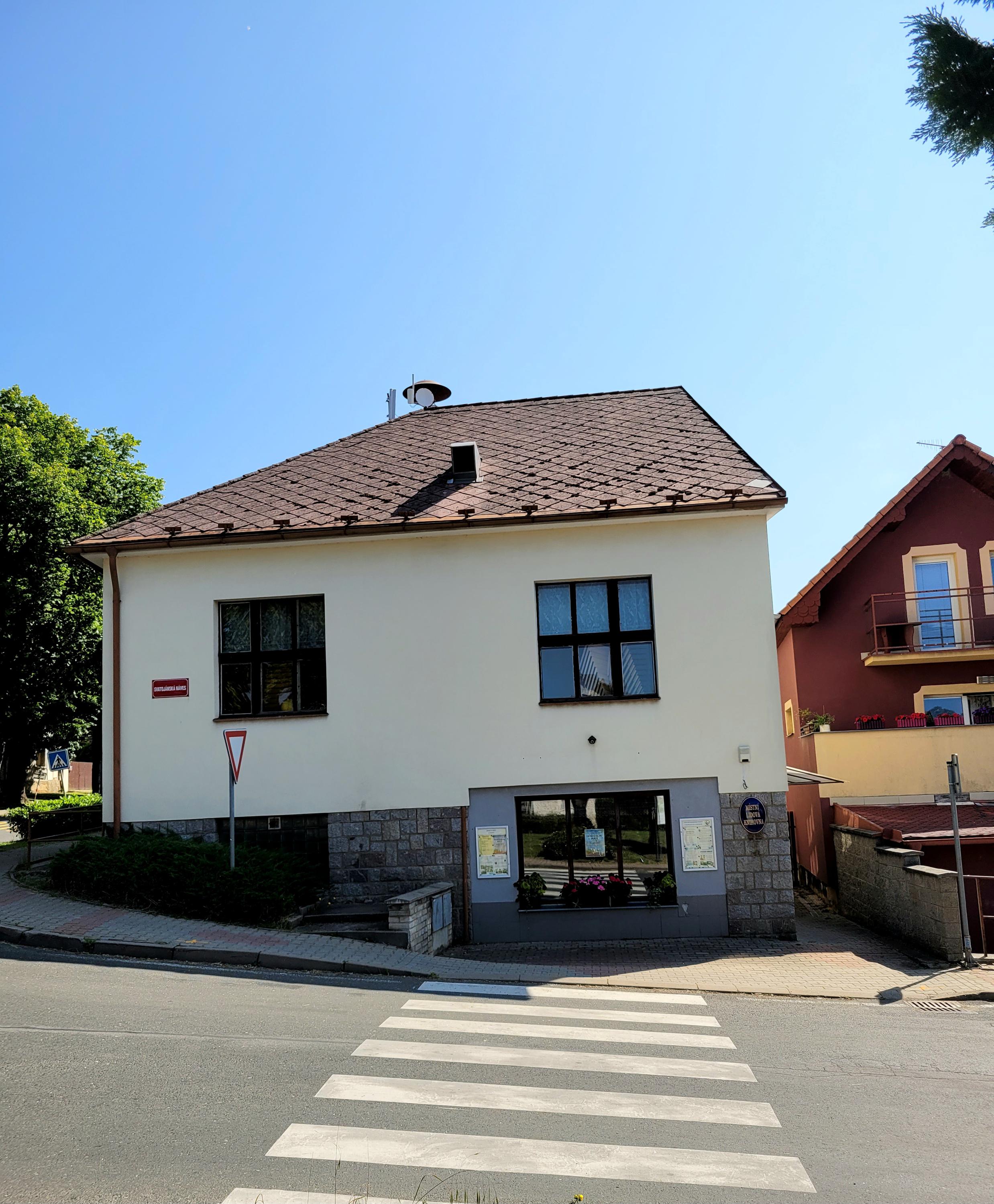 Obecní knihovna Tehov foto 5