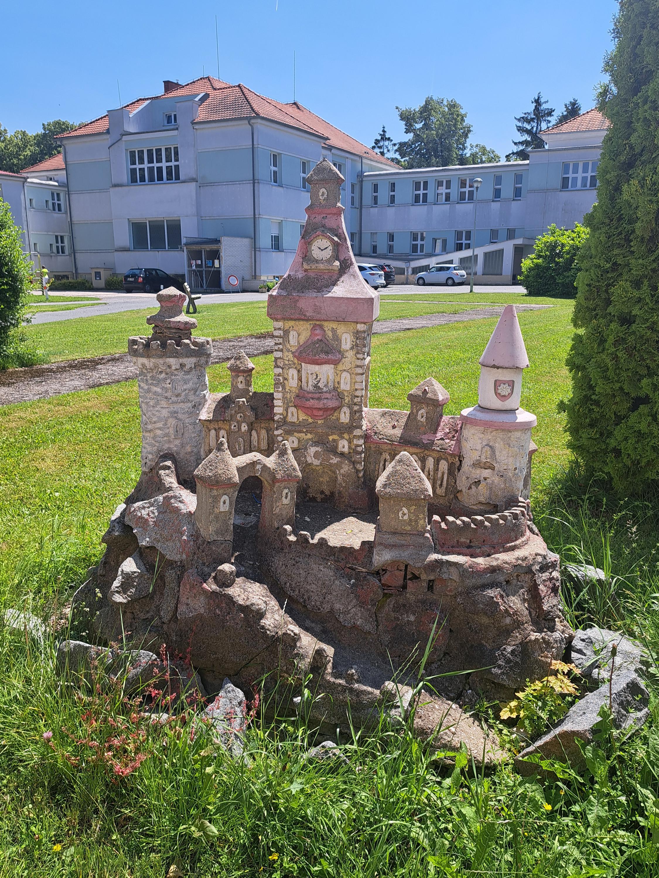 Městská nemocnice Městec Králové, a.s. foto 2