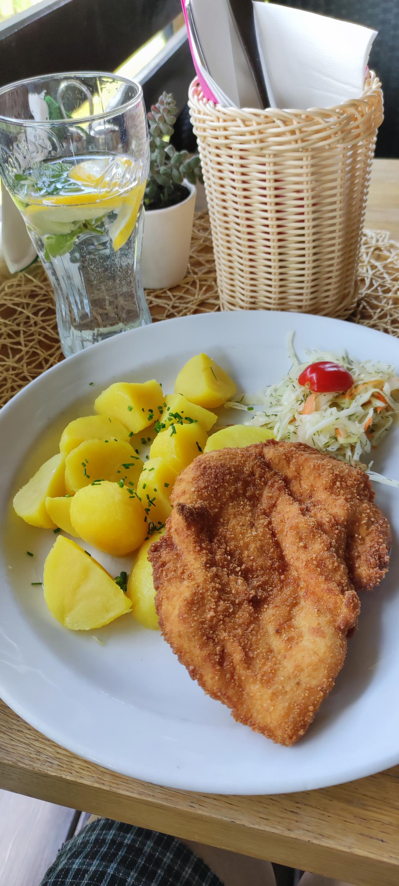 Restaurace Farmářská Bašta foto 4