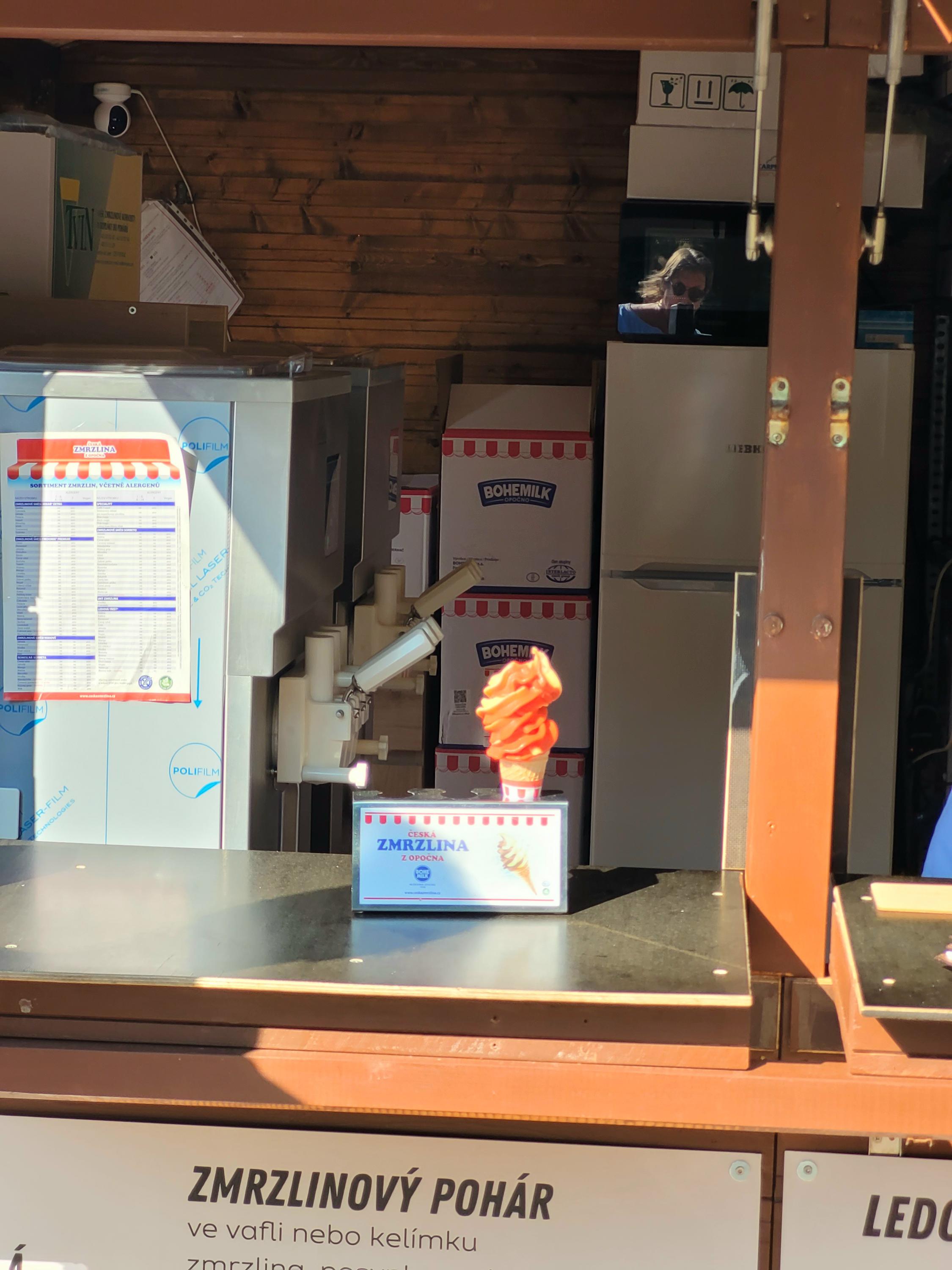 Zmrzlinový stánek Mnichovice foto 3