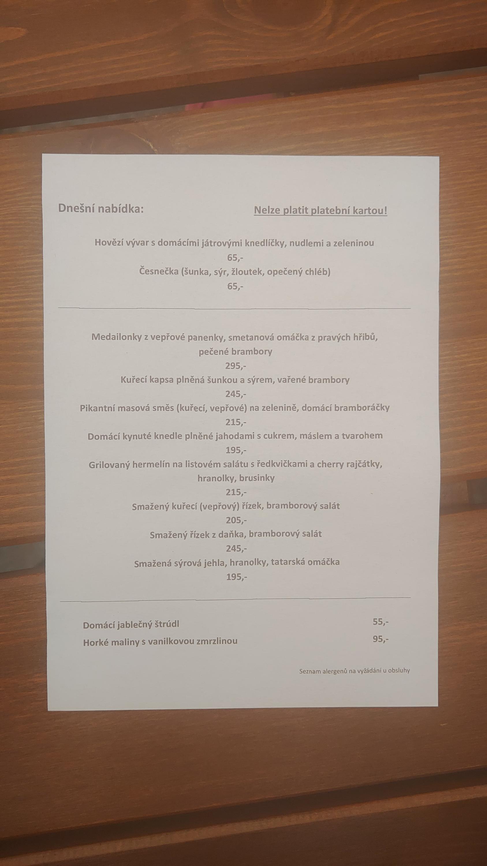Zámecká restaurace foto 4