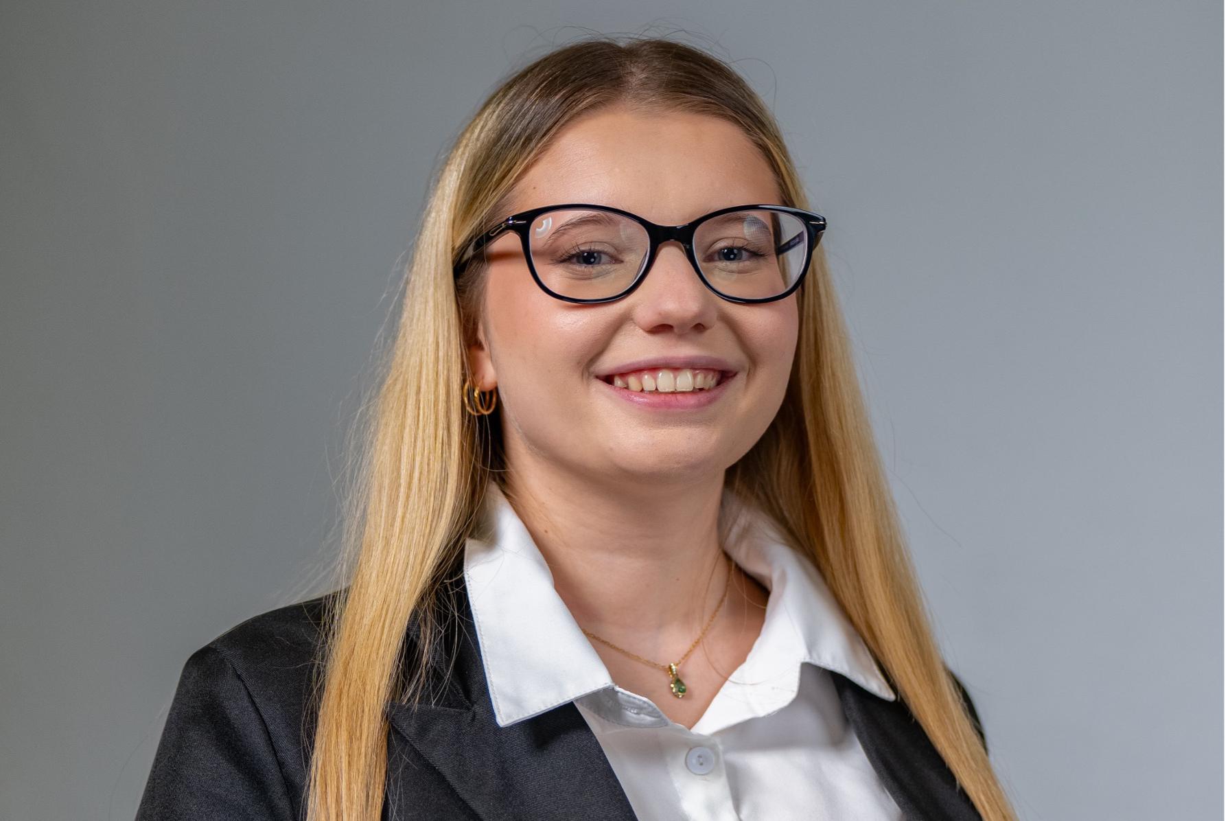 Michaela Vohralíková realitní makléřka RE/MAX Delta