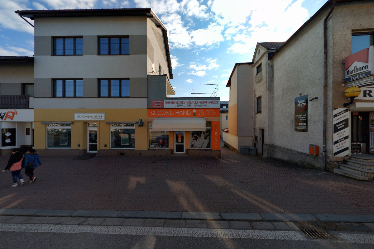 Second - Hand Universal Opportunity foto 2