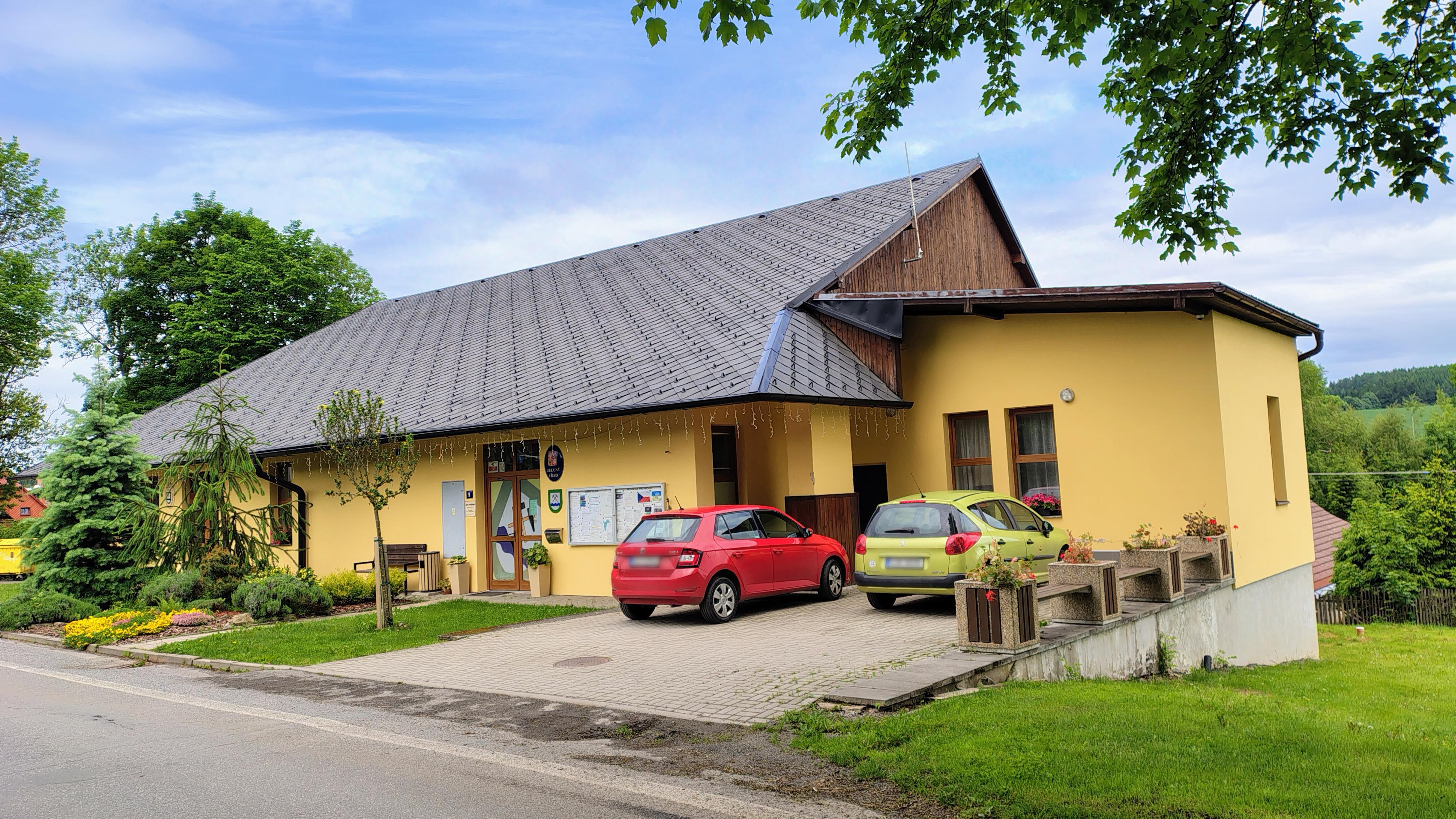 Fryšava pod Žákovou horou - obecní úřad