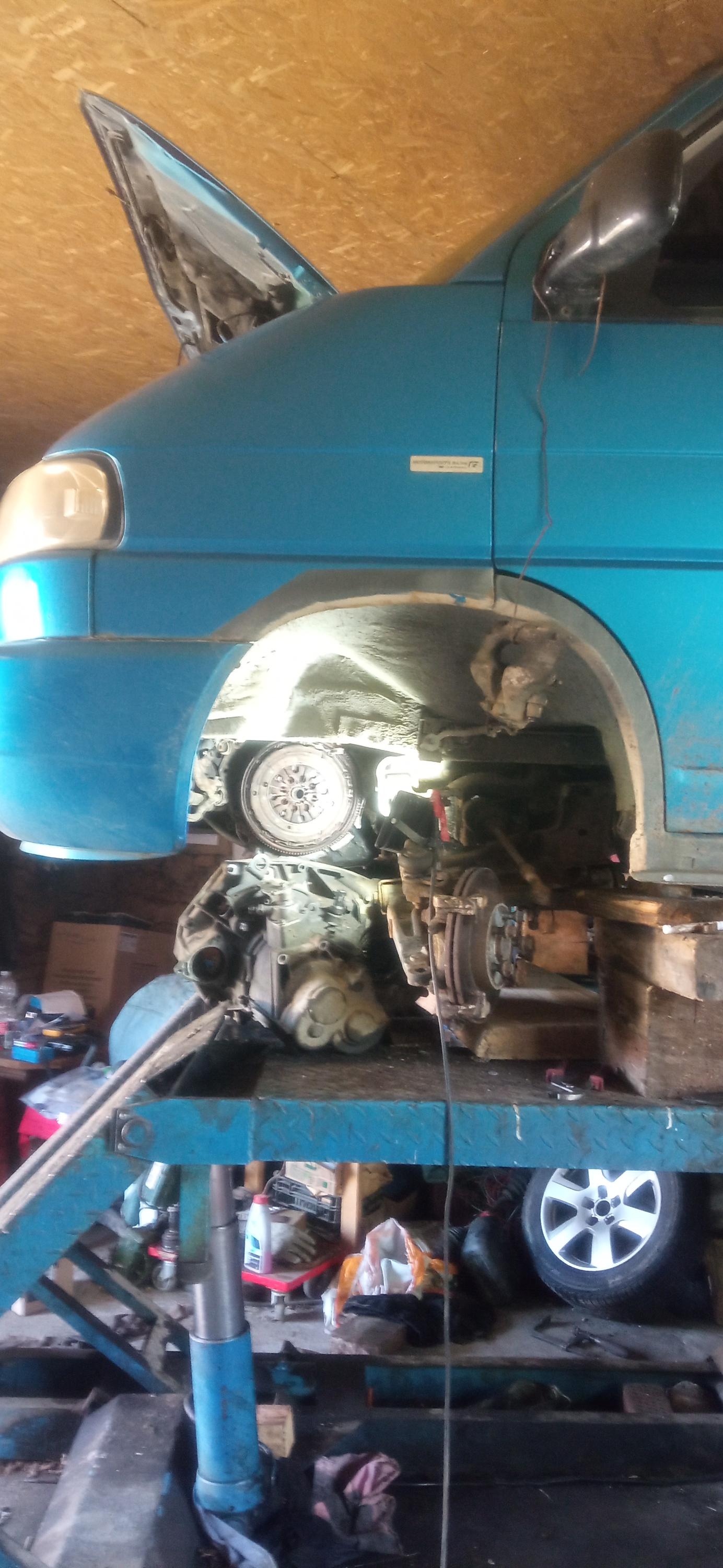 Autodílna - pneuservis Jiří Šesták foto 2