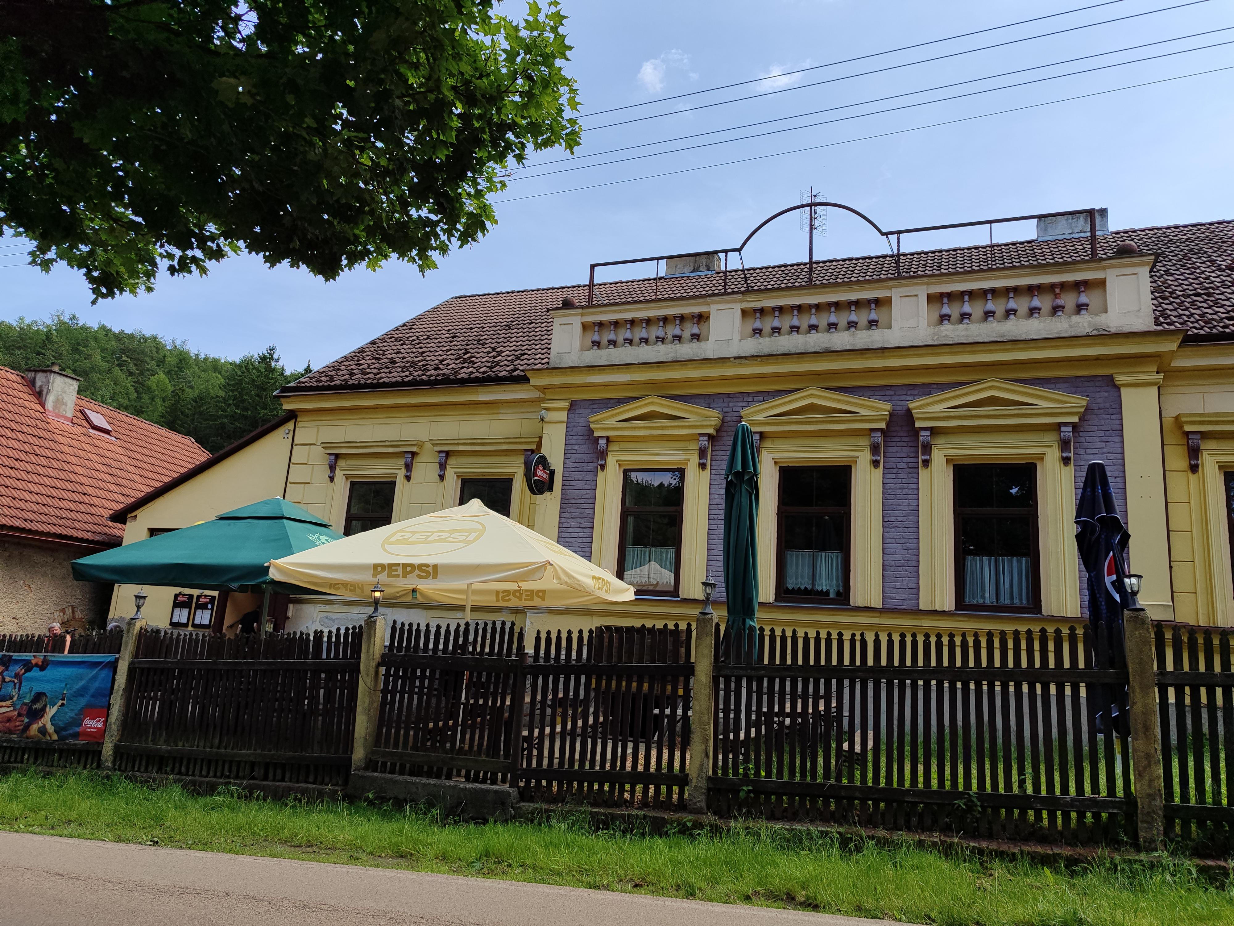 Restaurace U šesti trampů