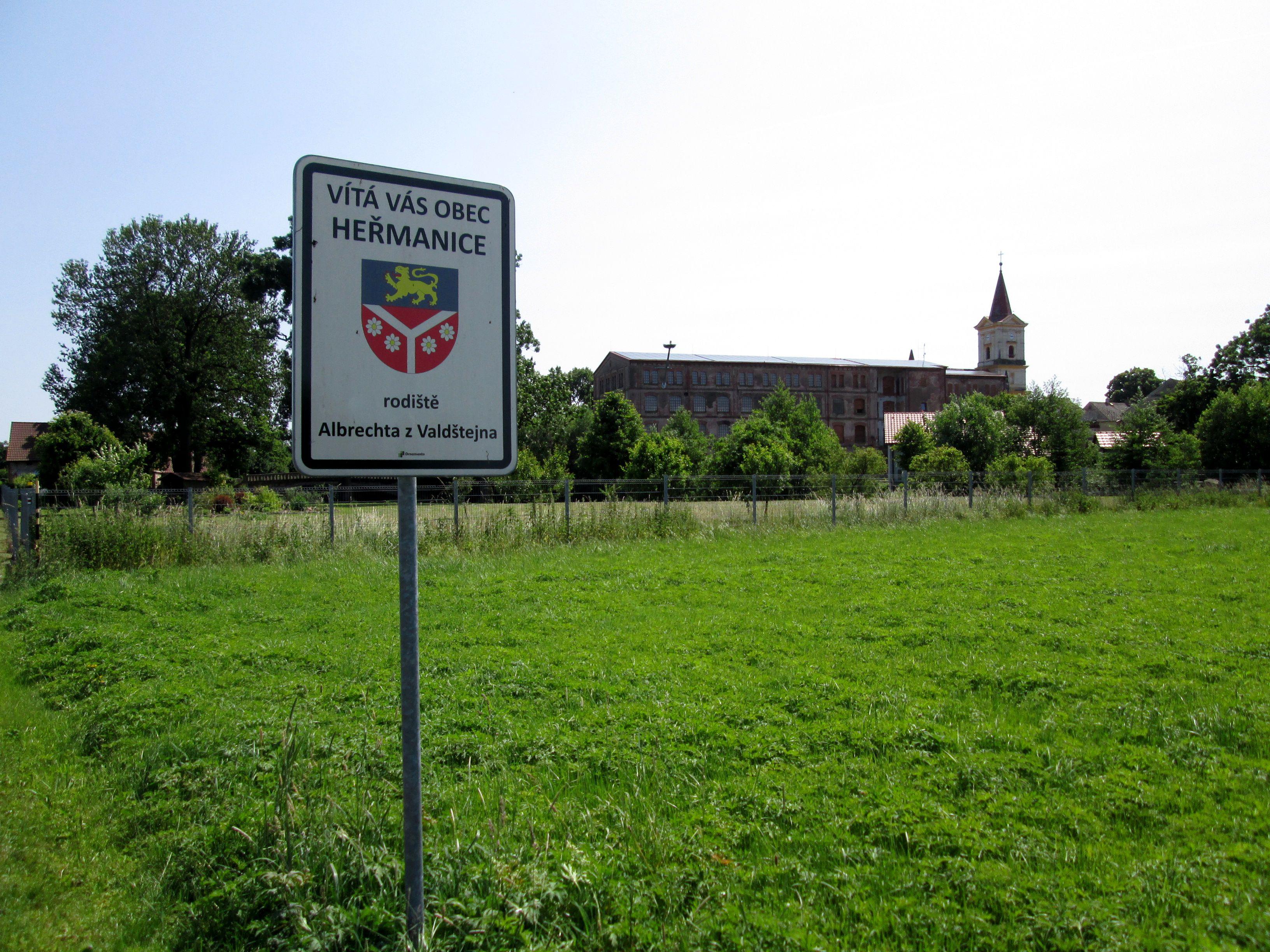 Heřmanice - obecní úřad foto 5