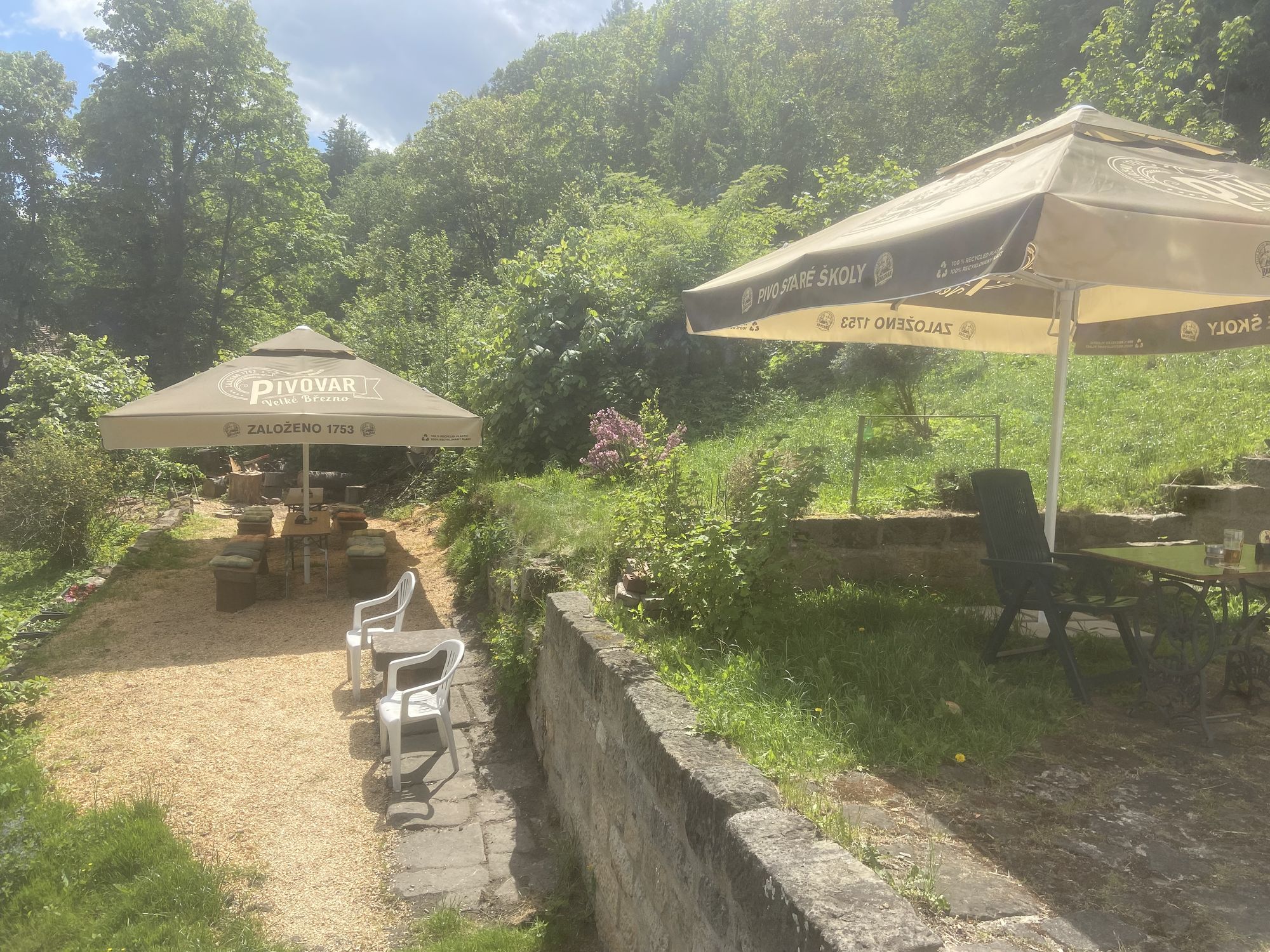Občerstvení za nádražím Dolní Žleb foto 5