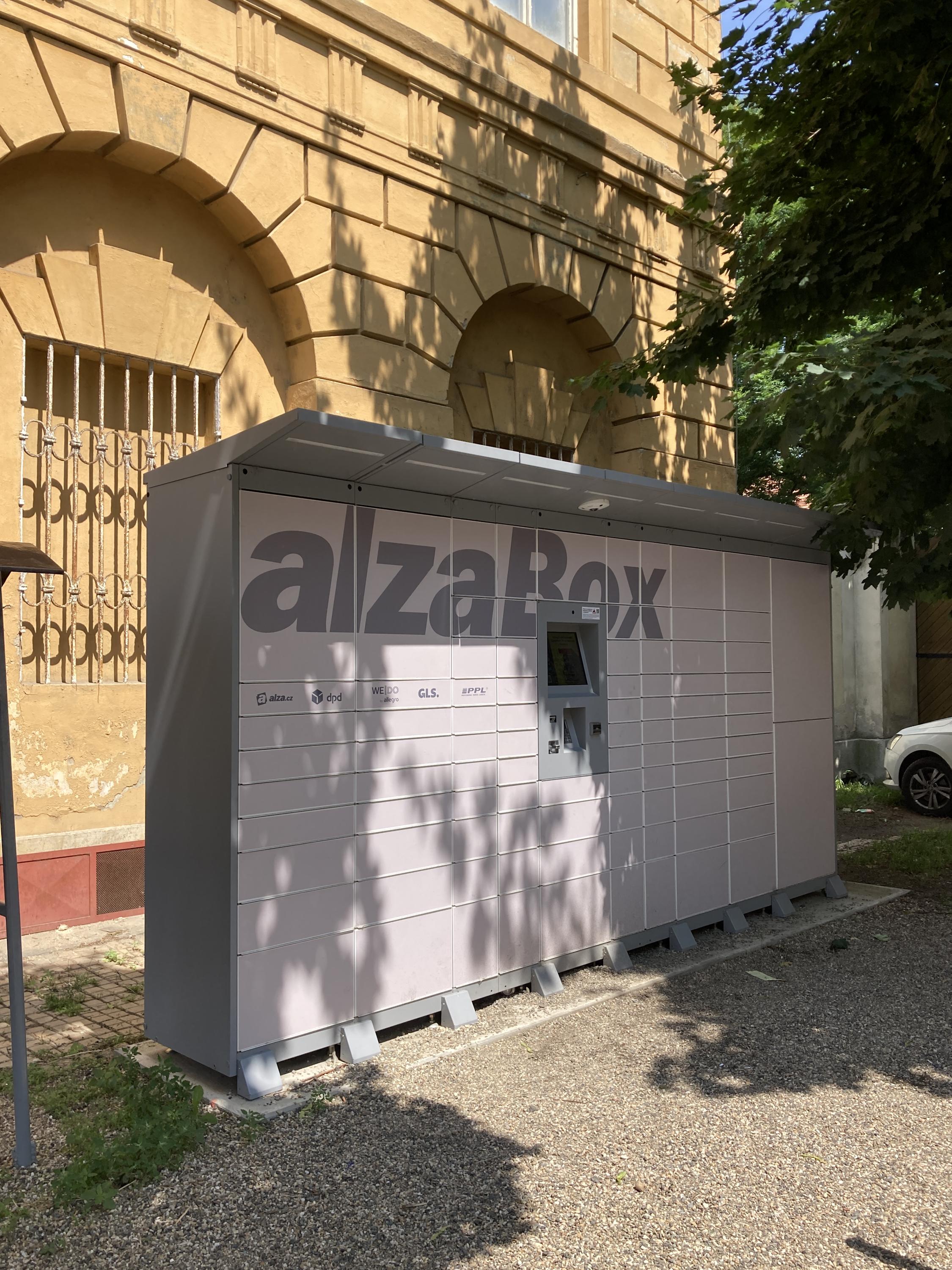 AlzaBox foto 2