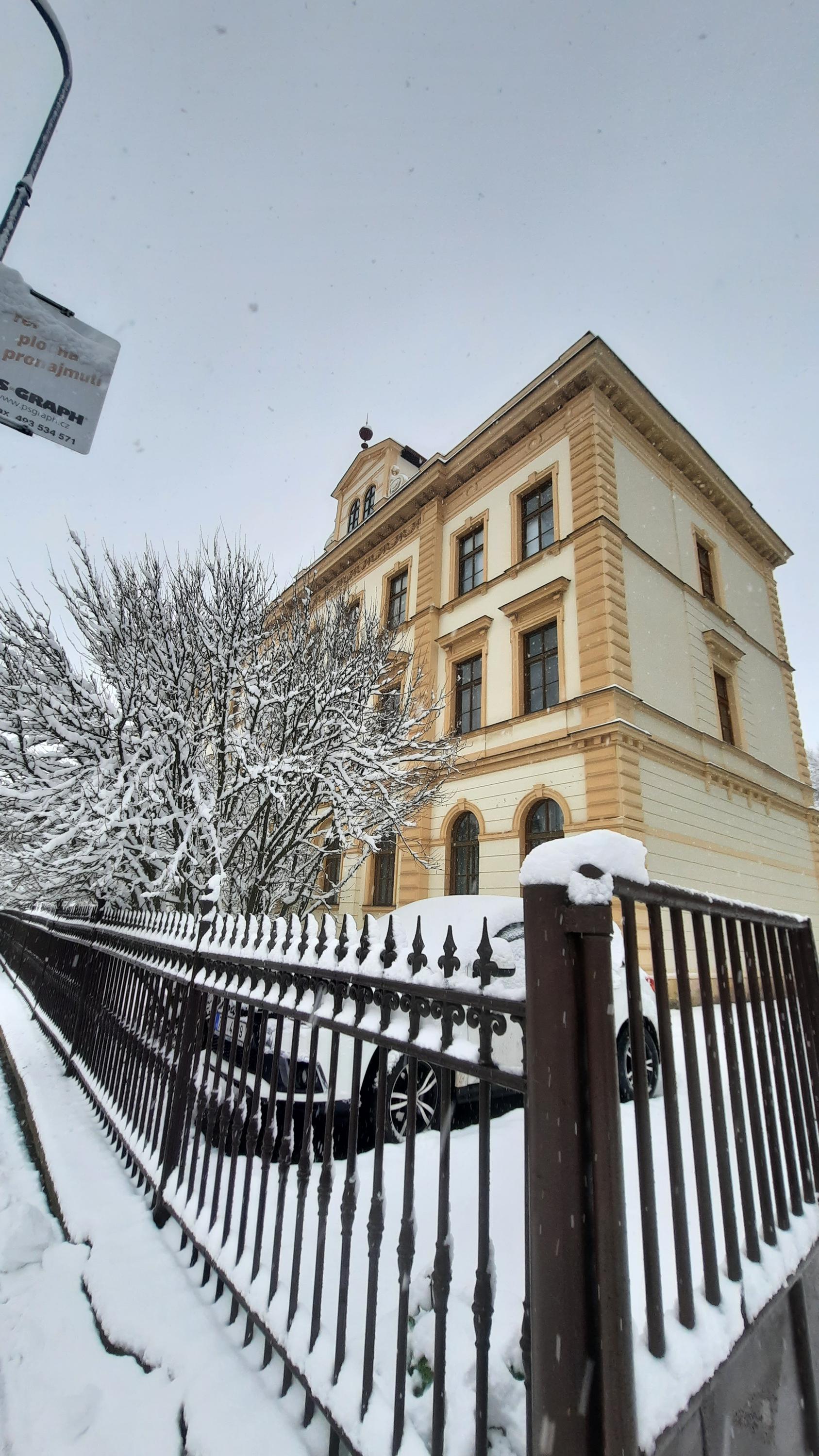 Lepařovo gymnázium Jičín foto 4