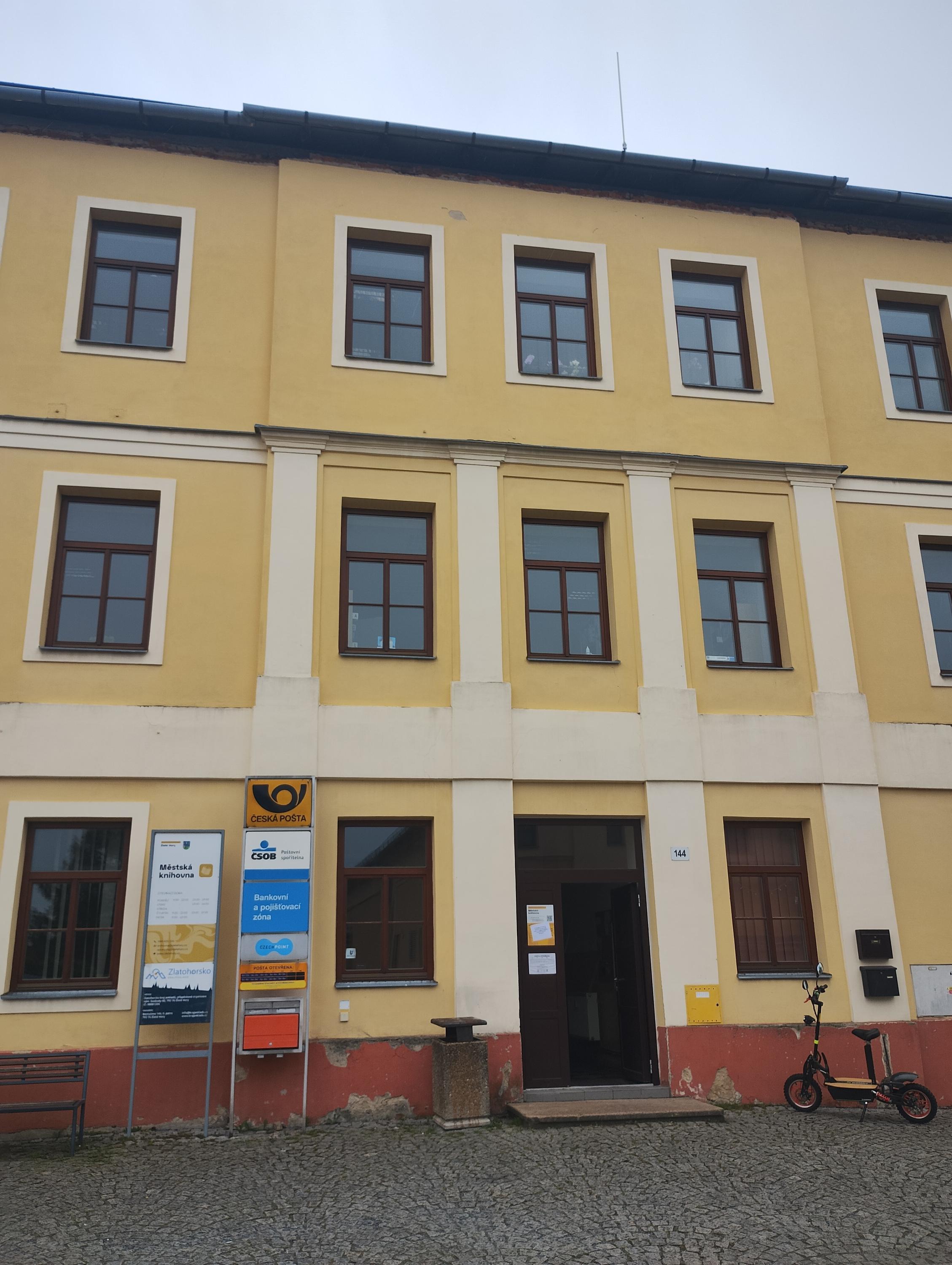Pošta Zlaté Hory v Jeseníkách foto 3