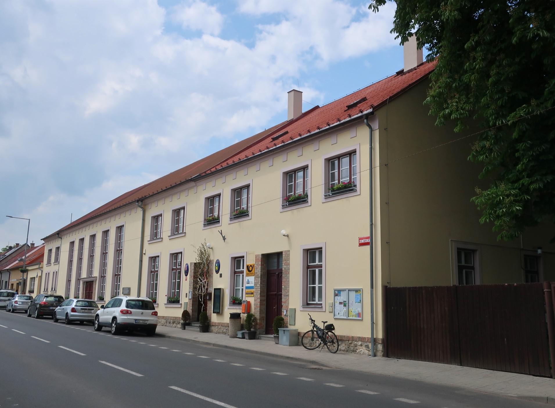 Cítoliby - úřad městyse foto 3