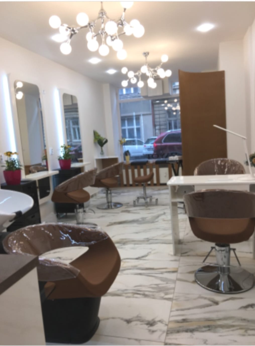 Vallis Hair & Beauty foto 2