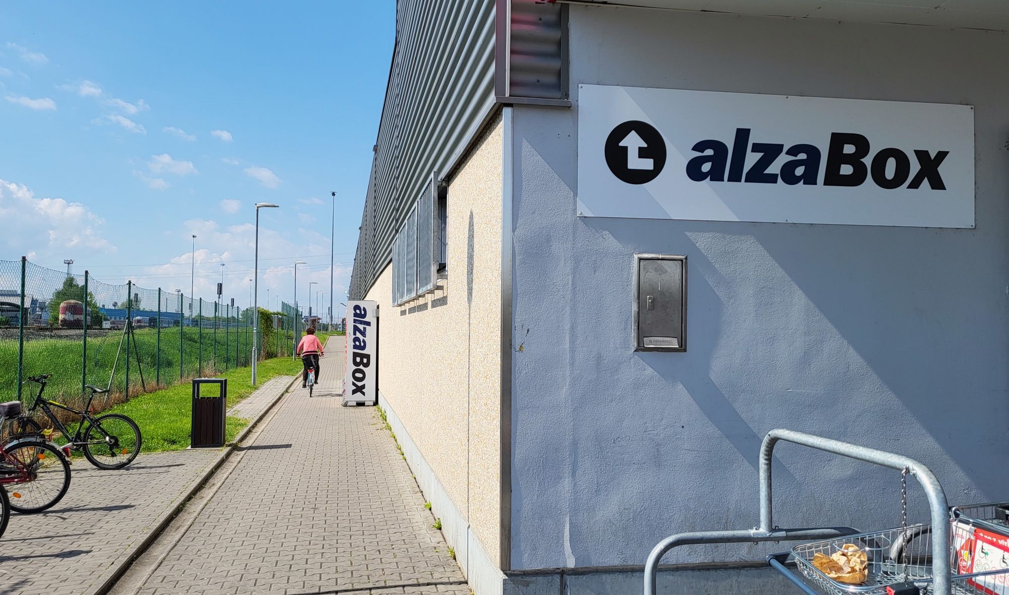 AlzaBox foto 3