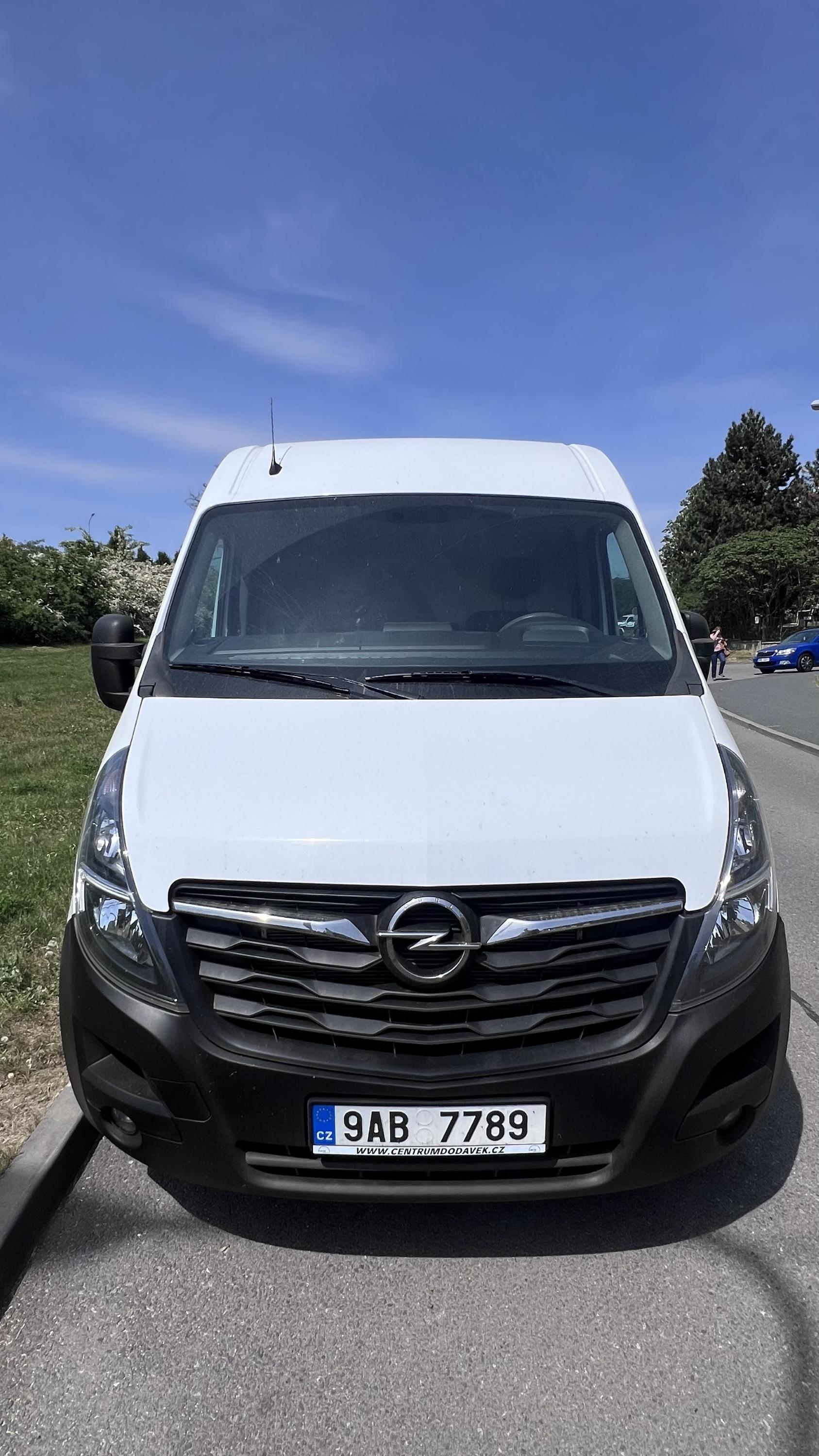 Půjčovna dodávek v Brně foto 4