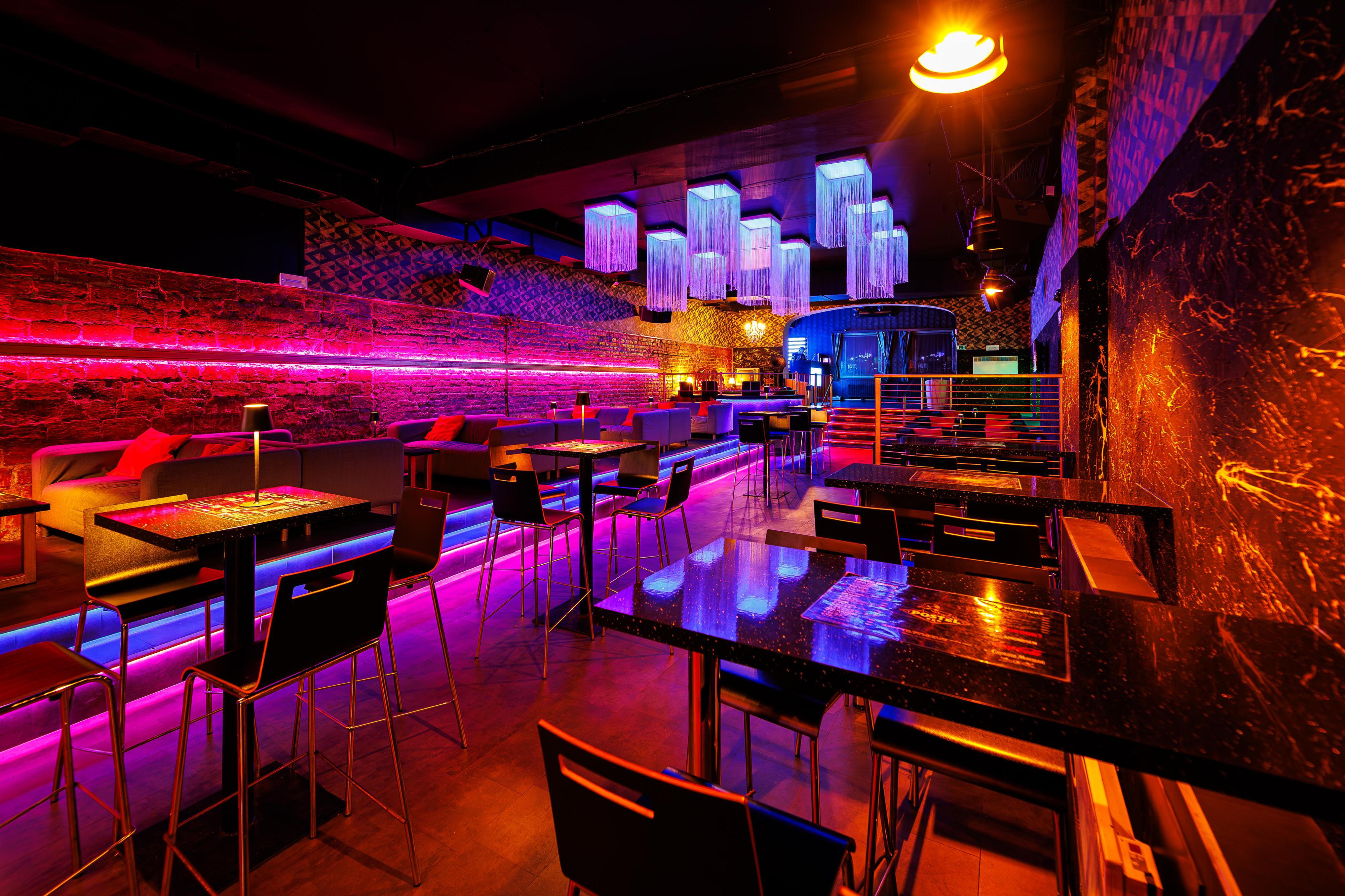 Postel Bar & Stage foto 4